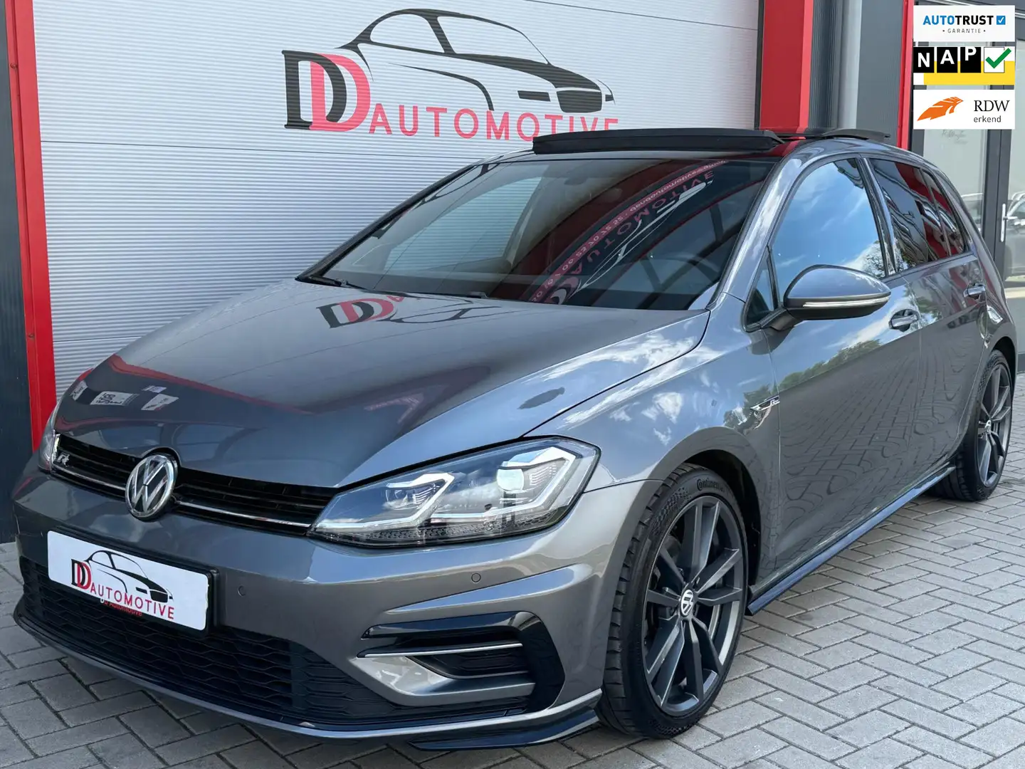 Volkswagen Golf 1.4 TSI 3x R-Line BLIS/PANO/ACC/LED/CAMERA/DYNA-AU Grijs - 1