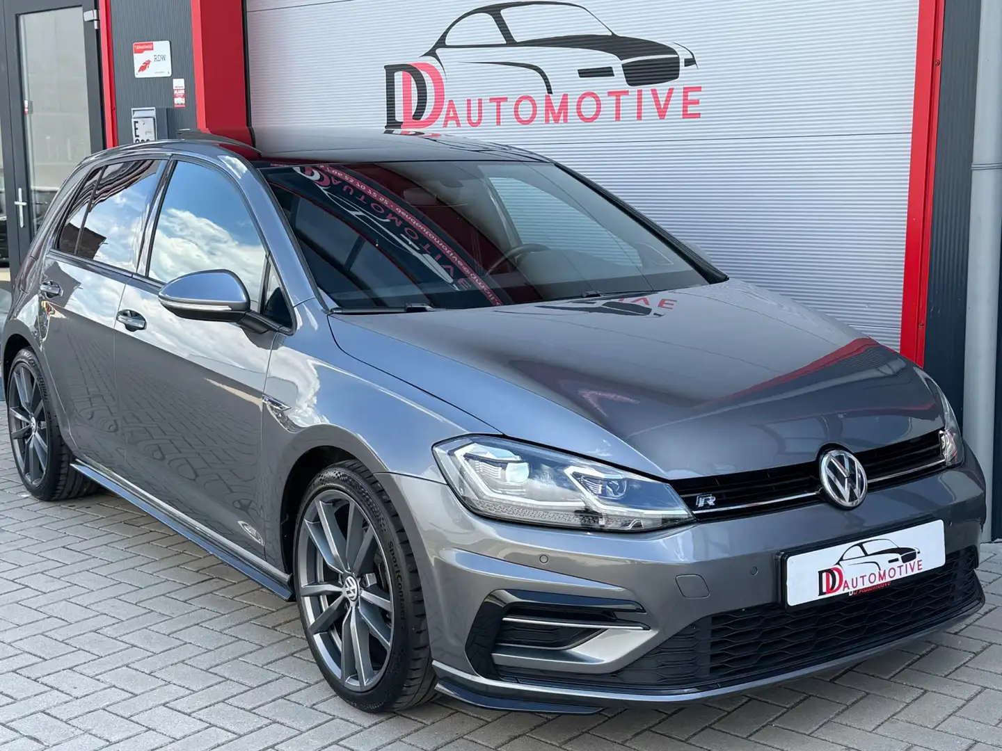 Volkswagen Golf 1.4 TSI 3x R-Line BLIS/PANO/ACC/LED/CAMERA/DYNA-AU Grijs - 2