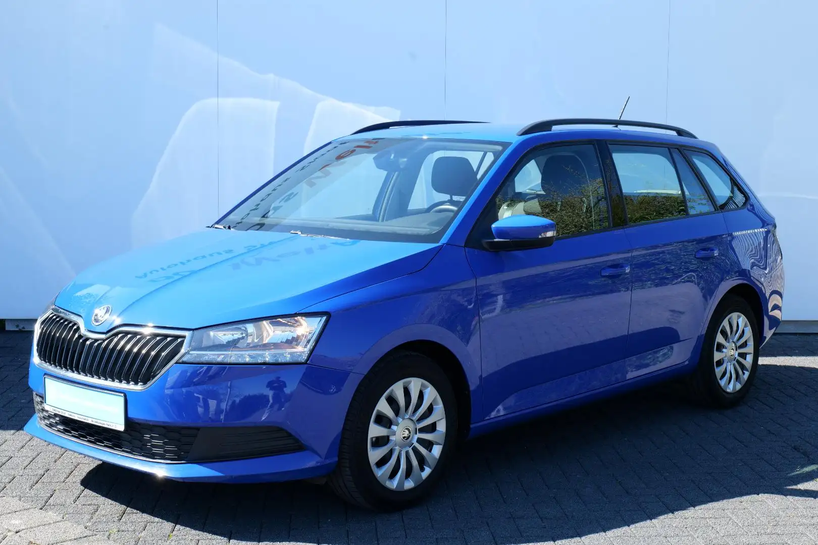 Skoda Ambition 1.0 TSI 95PS 5-Gang Albastru - 2