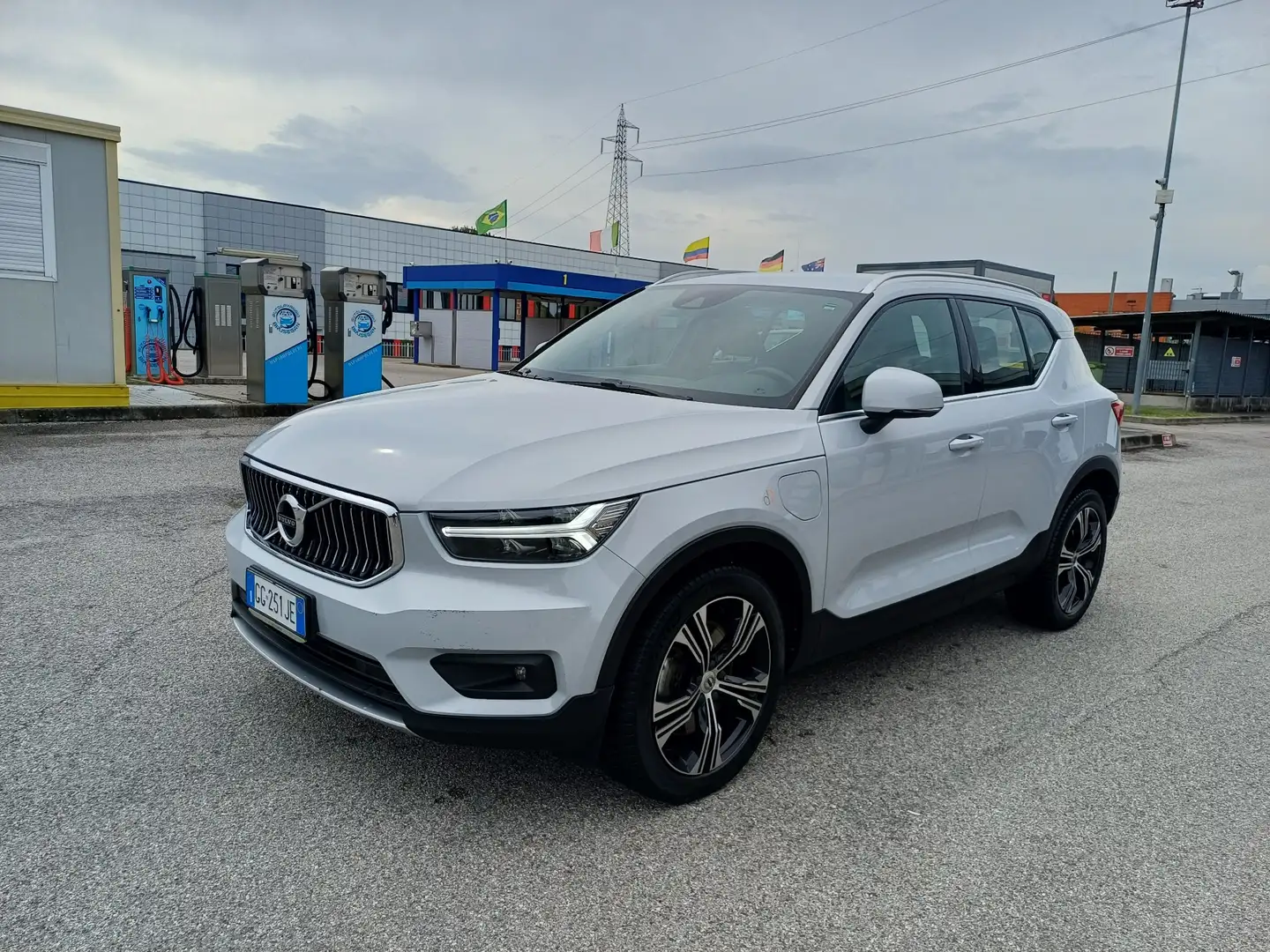 Volvo XC40 1.5 T4 phev Inscription My21 Argent - 2
