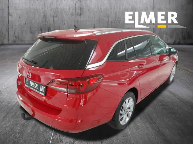 Opel Astra view 5