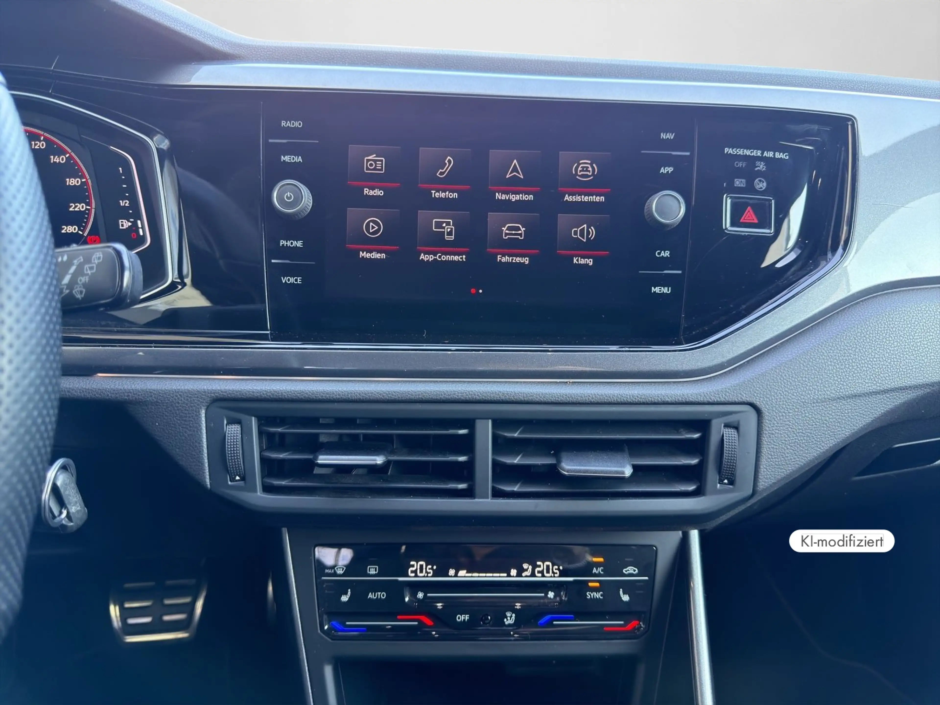 Volkswagen Polo GTI 2.0 TSI DSG IQ.LIGHT NAVI PARK ASSIST S — photo 11