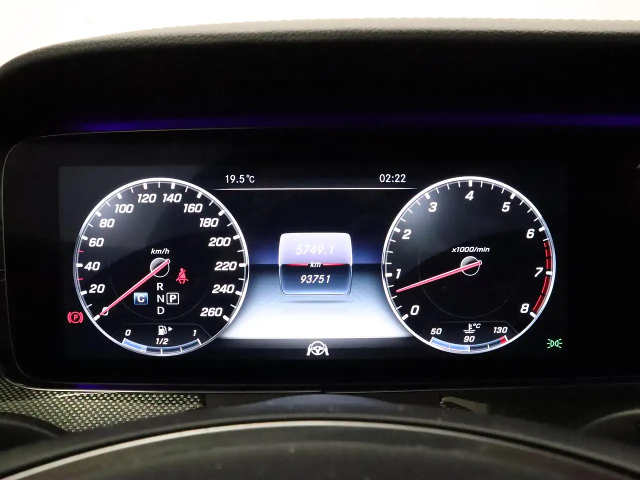 Mercedes-Benz E-Class photo Mercedes-Benz E-Class