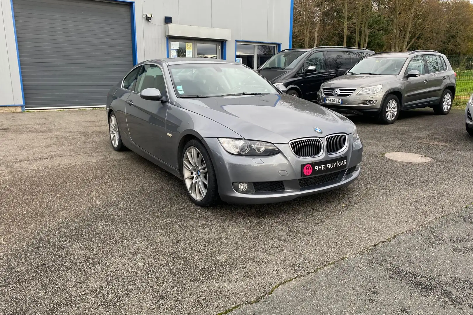 BMW 330 330d COUPE 330 M57 BVA 6 SUIVIE E92 BVA GTIE 12 MOIS Gris - 2