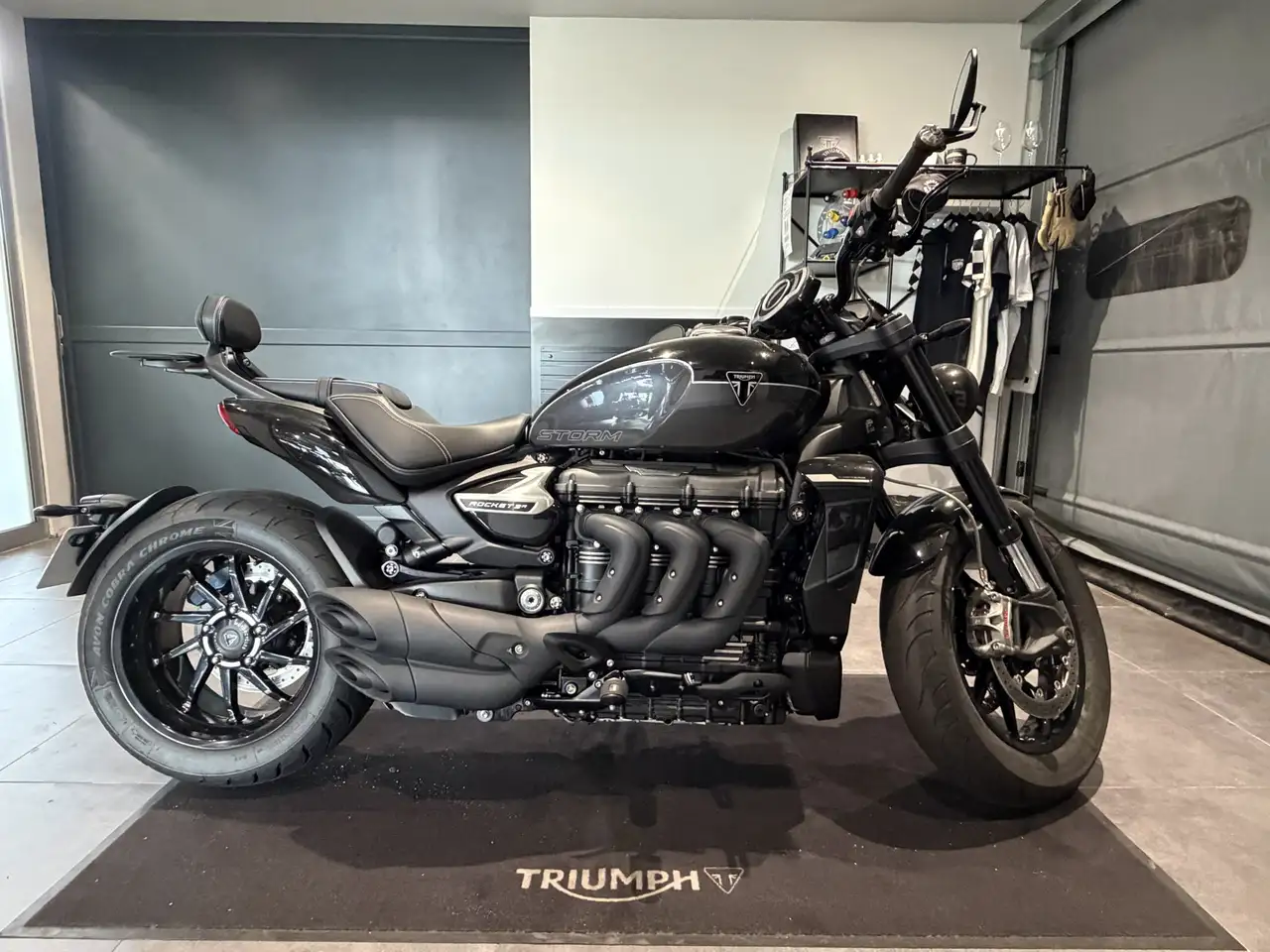 Triumph Rocket 3 R