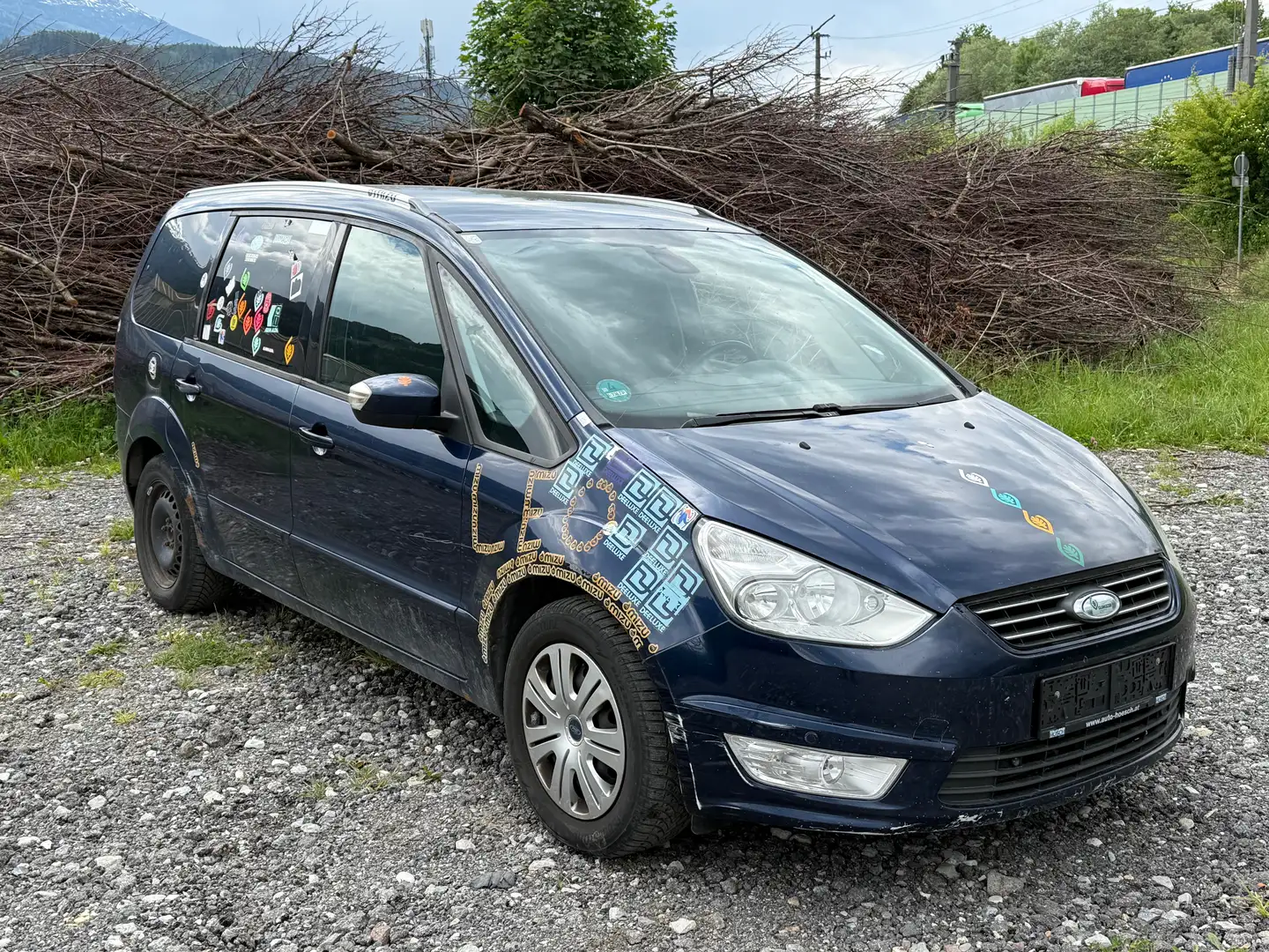 Ford Galaxy Trend 2,0 TDCi DPF Blau - 1