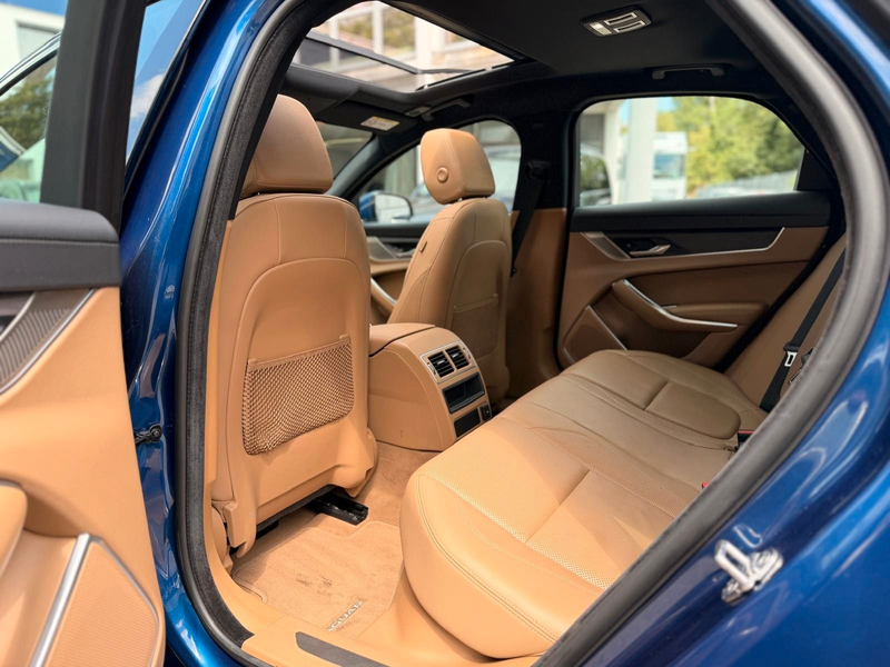 Jaguar XF D200 Mild-Hybrid AWD HSE R-DYNAMIC S — photo 13