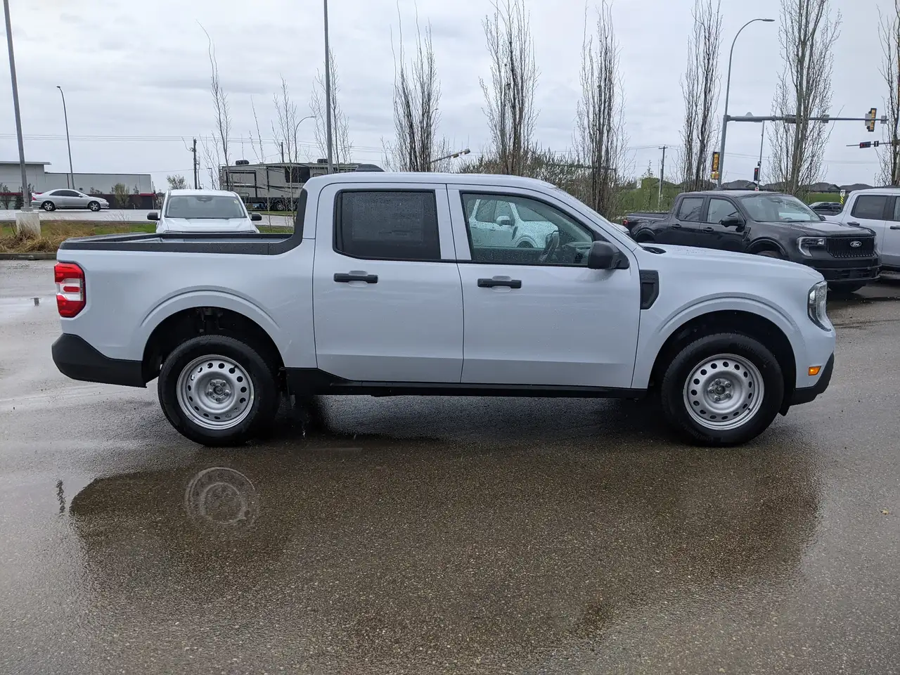 Ford Maverick снимка Ford Maverick