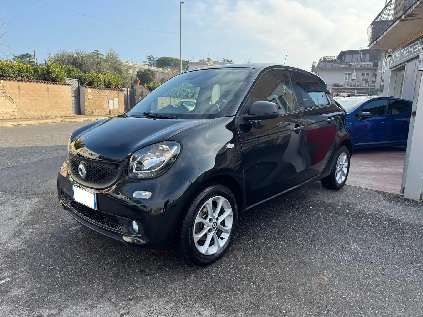 smart forFour Forfour 1.0 Youngster 71cv my18 Schwarz - 1