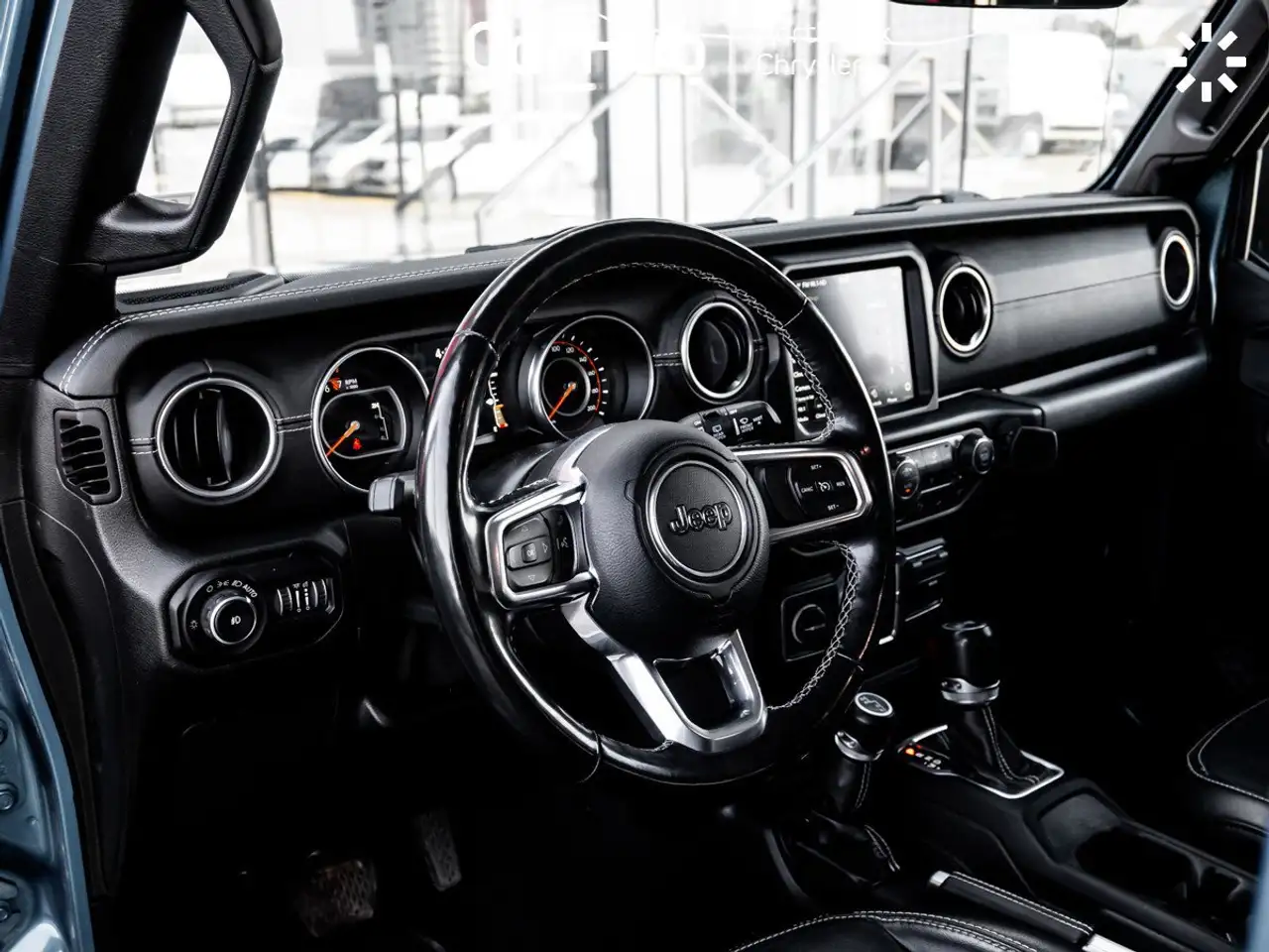Jeep Wrangler снимка Jeep Wrangler