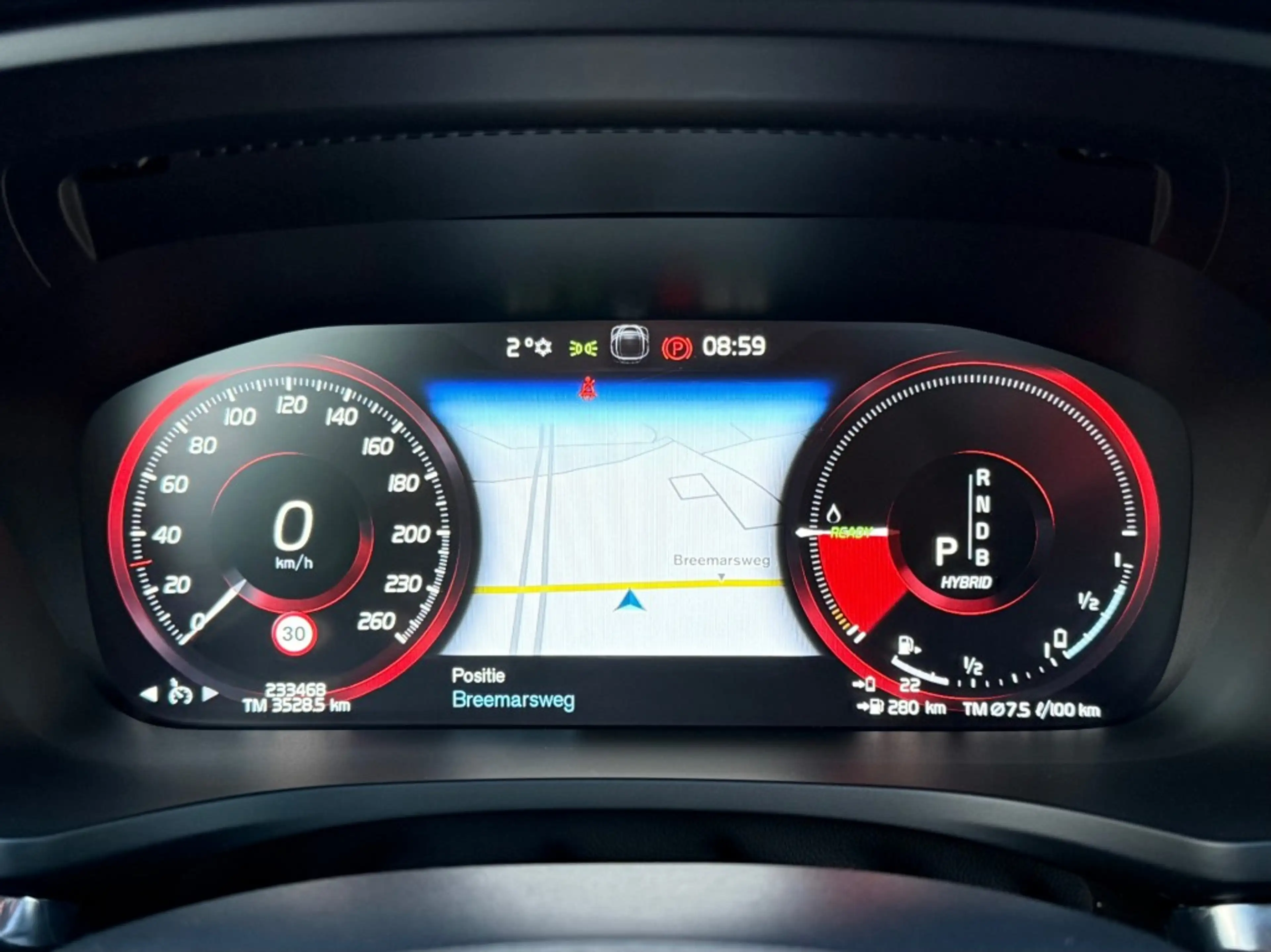 Volvo V60 2.0 T8 Twin Engine Inscription Pano Camera Trekhaa — photo 13