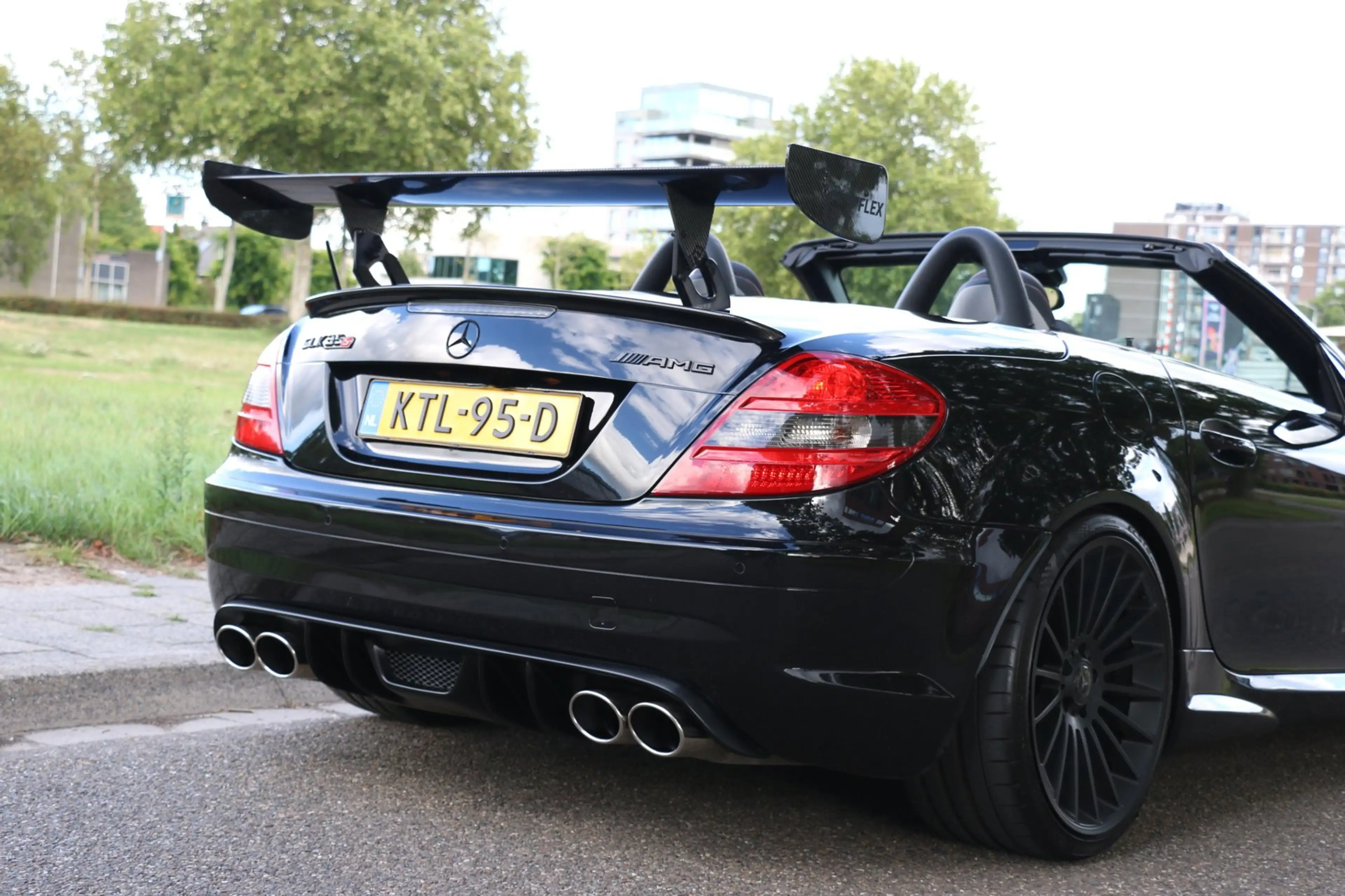 Mercedes-Benz SLK 350 S 3.5 V6 Aut 7G-Tronic AMG Black Serie Edition 224 — photo 17