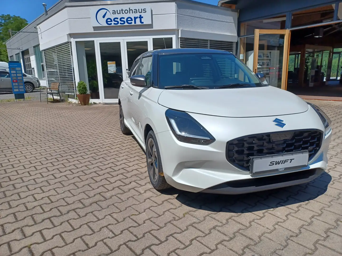 Suzuki Swift 1.2 Hybrid MT Comfort+Mit 5 Jahre Garantie Wit - 2