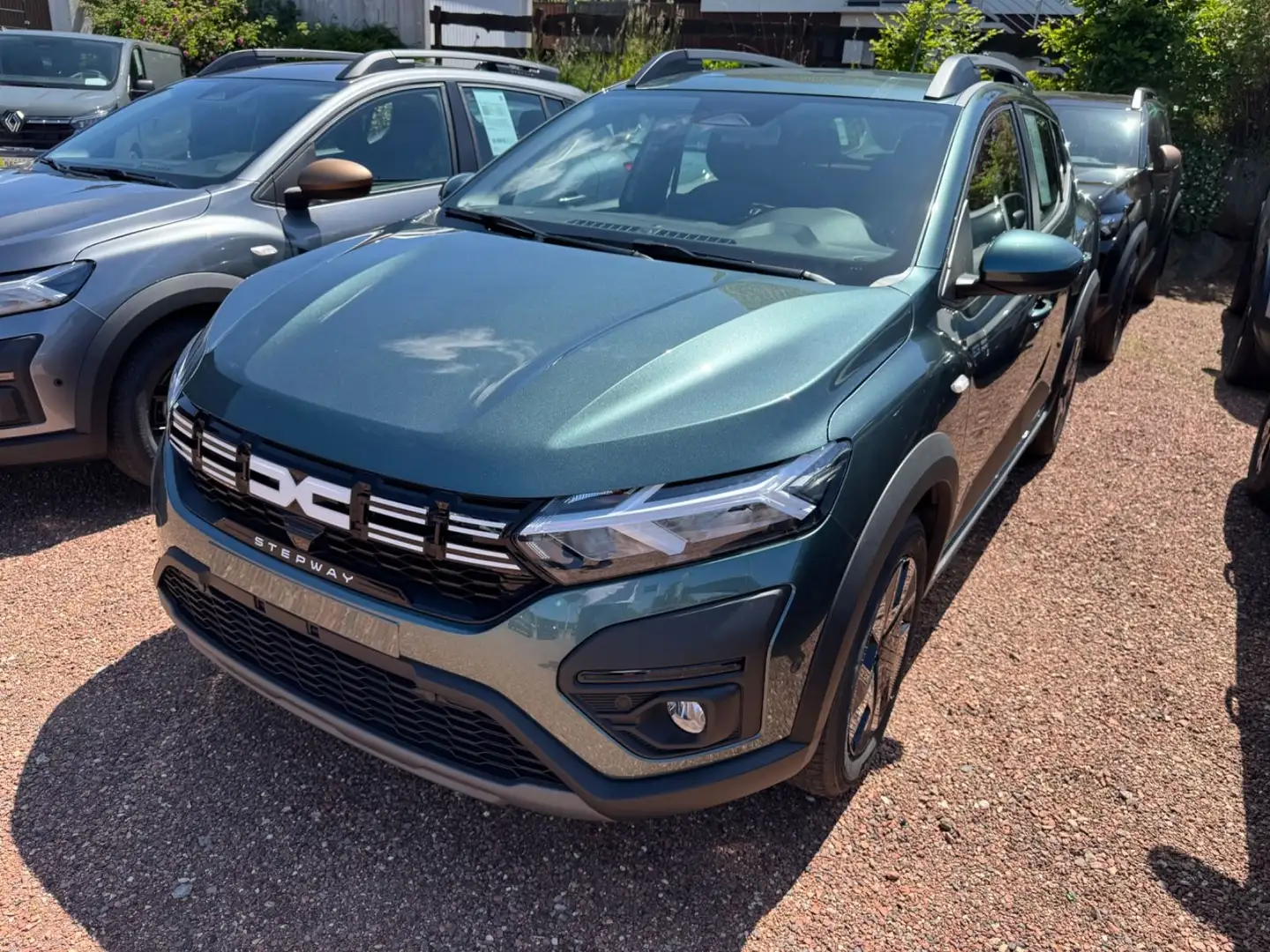Dacia Sandero Stepway 3 Expression TCE 90 Verde - 2