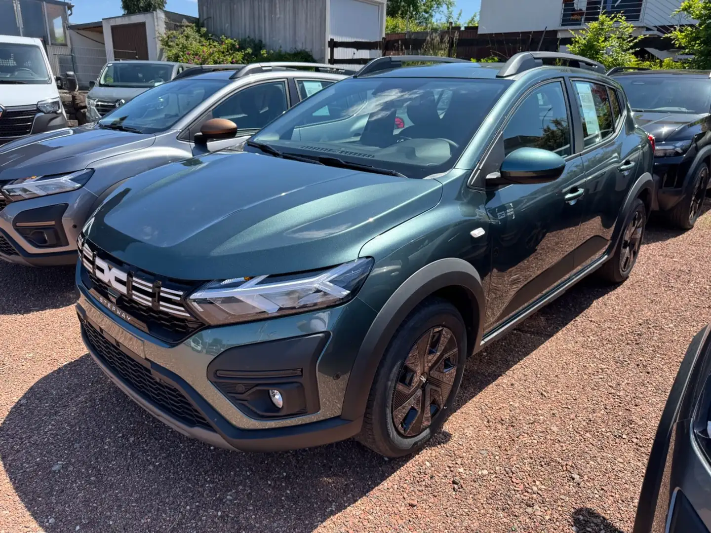 Dacia Sandero Stepway 3 Expression TCE 90 Verde - 1