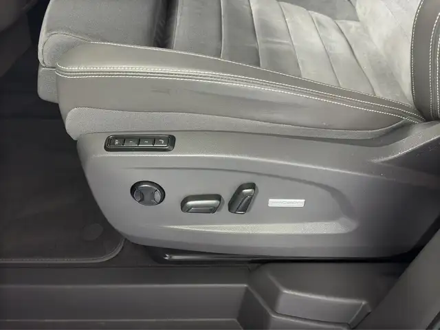 Volkswagen T7 Multivan VW T7 Multivan Style TDI Ansicht 13