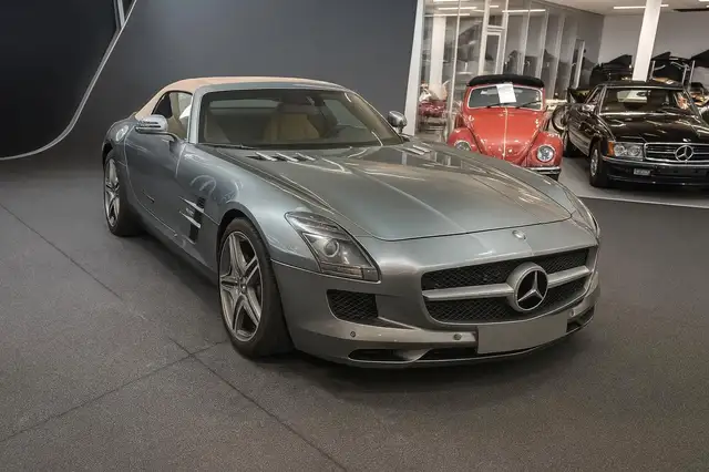Mercedes-Benz SLS Roadster*B&O*Deutsch*Carbon*