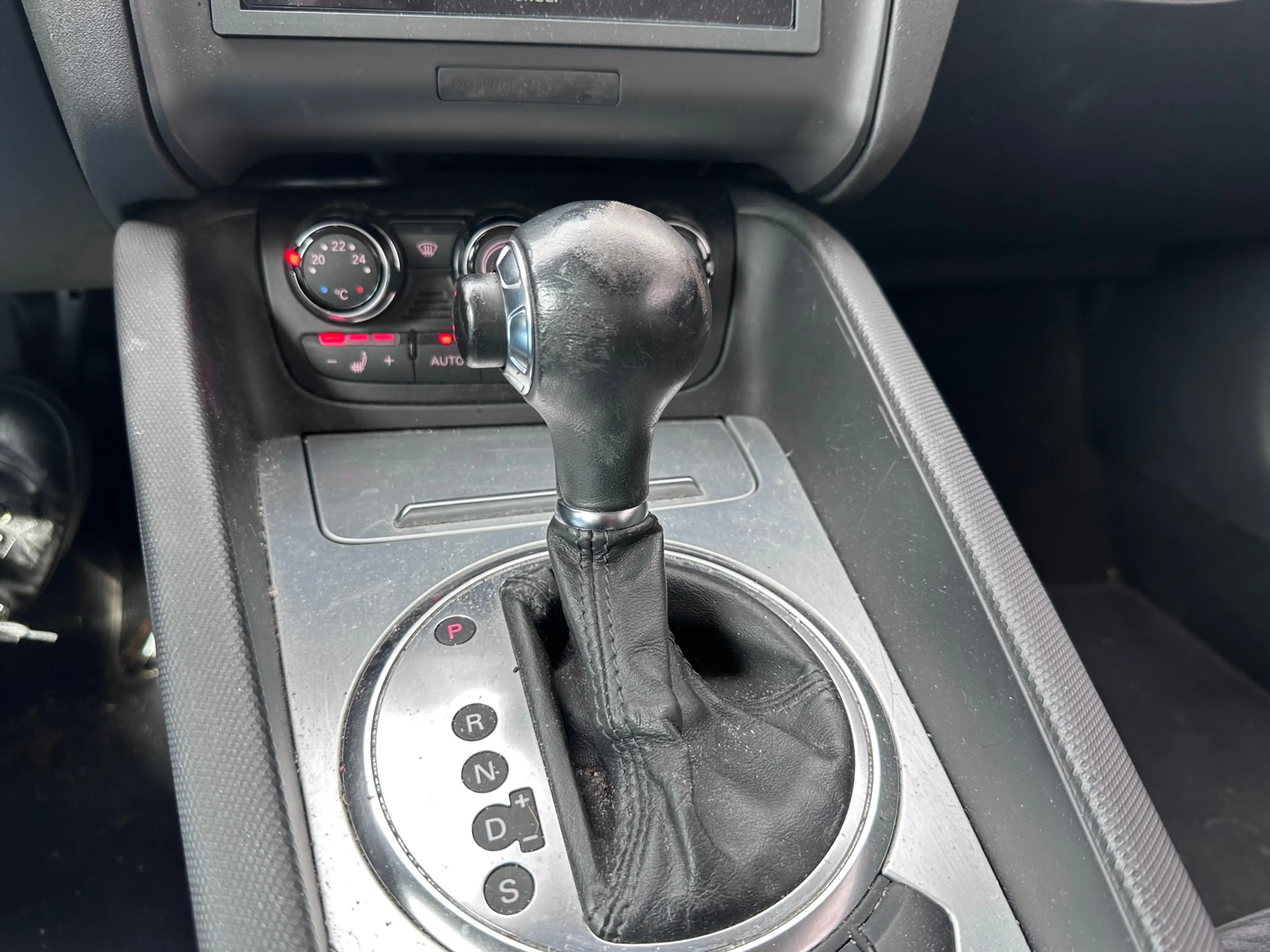 Audi TT 2.0 TFSI Pro Line BOSE S LINE LEER PDC — photo 9