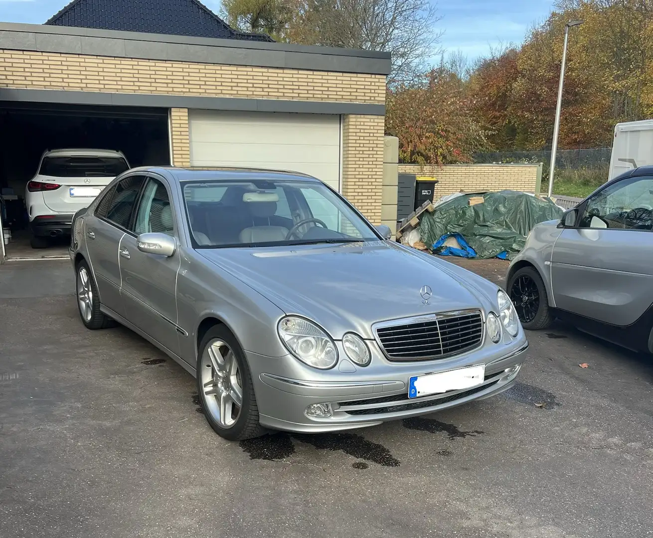 Mercedes-Benz E 500 Avantgarde ROSTFREI Lenkradheizung SHZ TOP - 1