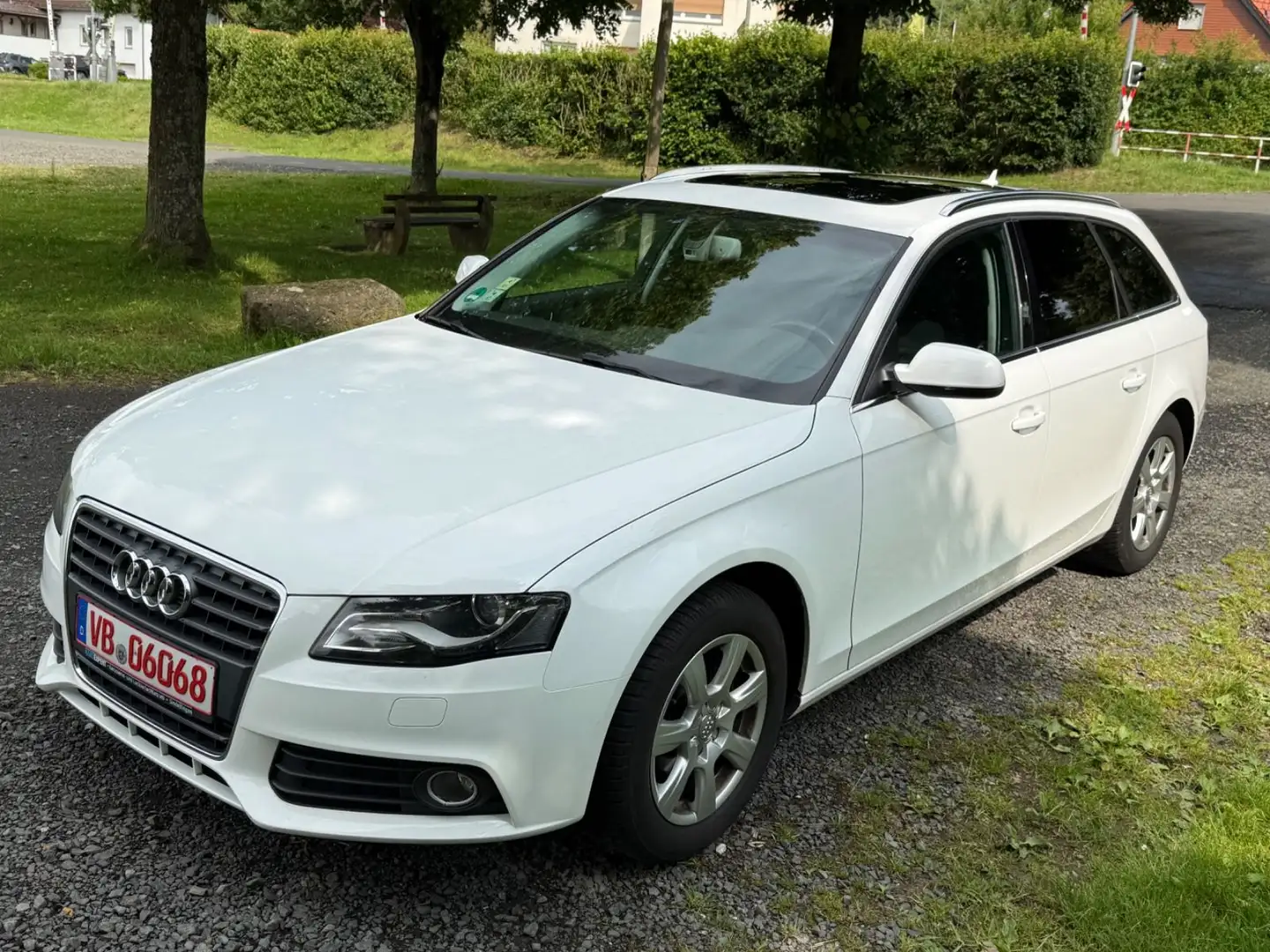 Audi A4 Avant ORG 159Tkm TPI 2 neue Kolben neue Kette Blanc - 1