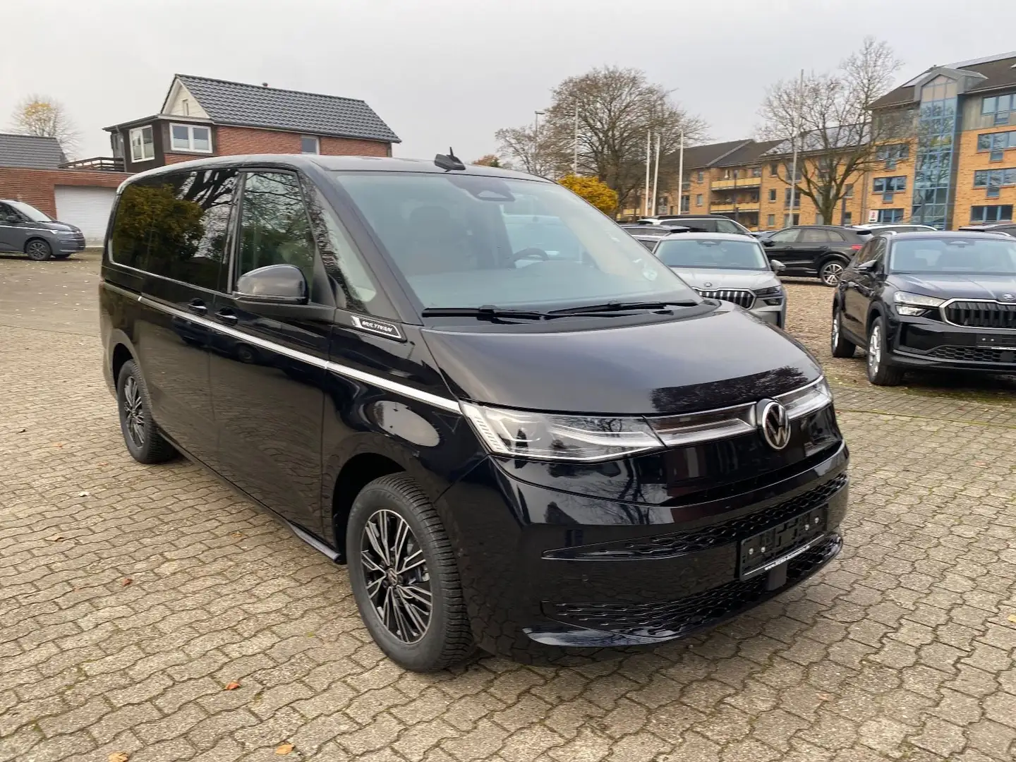 Volkswagen T7 Multivan 2,0 TDI Style lang IQ Kamera AHK Noir - 1