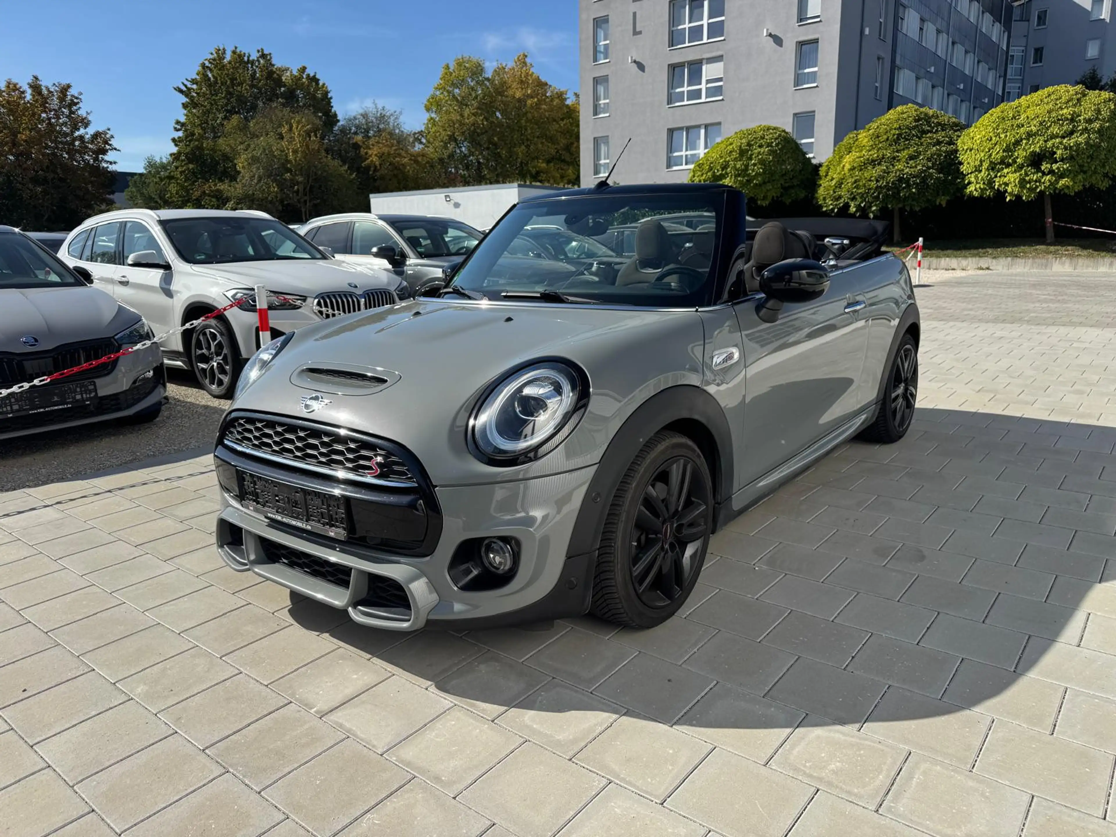 MINI Cooper S Cabrio JCW SHZ   Piano   Keyless   Navi — photo 4
