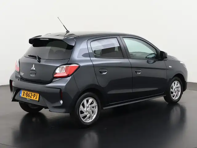 Mitsubishi Space Star view 4