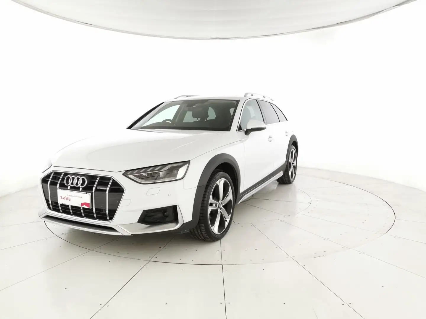 Audi A4 allroad 40 2.0 tdi mhev Identity Contrast quattro 204cv s Blanc - 1