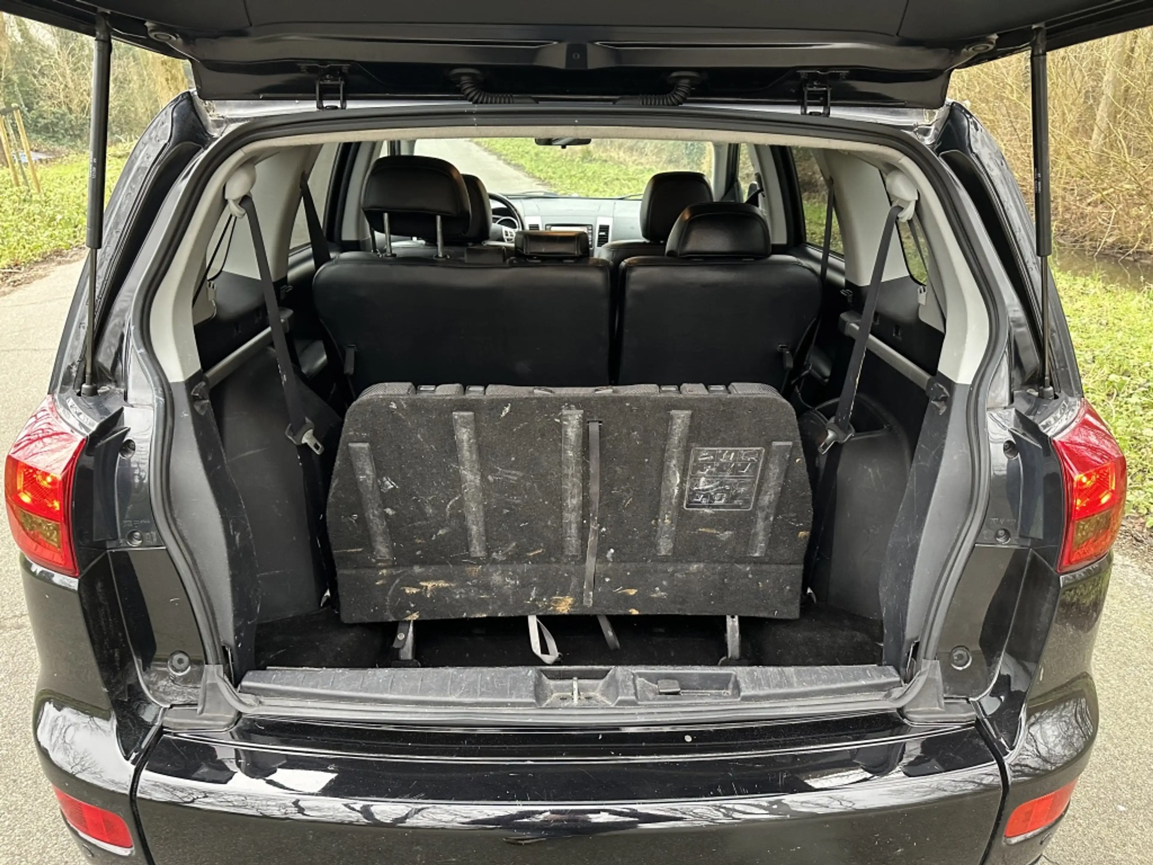 Peugeot 4007 2.2 HDiF Platinum | 7p | airco | — photo 9