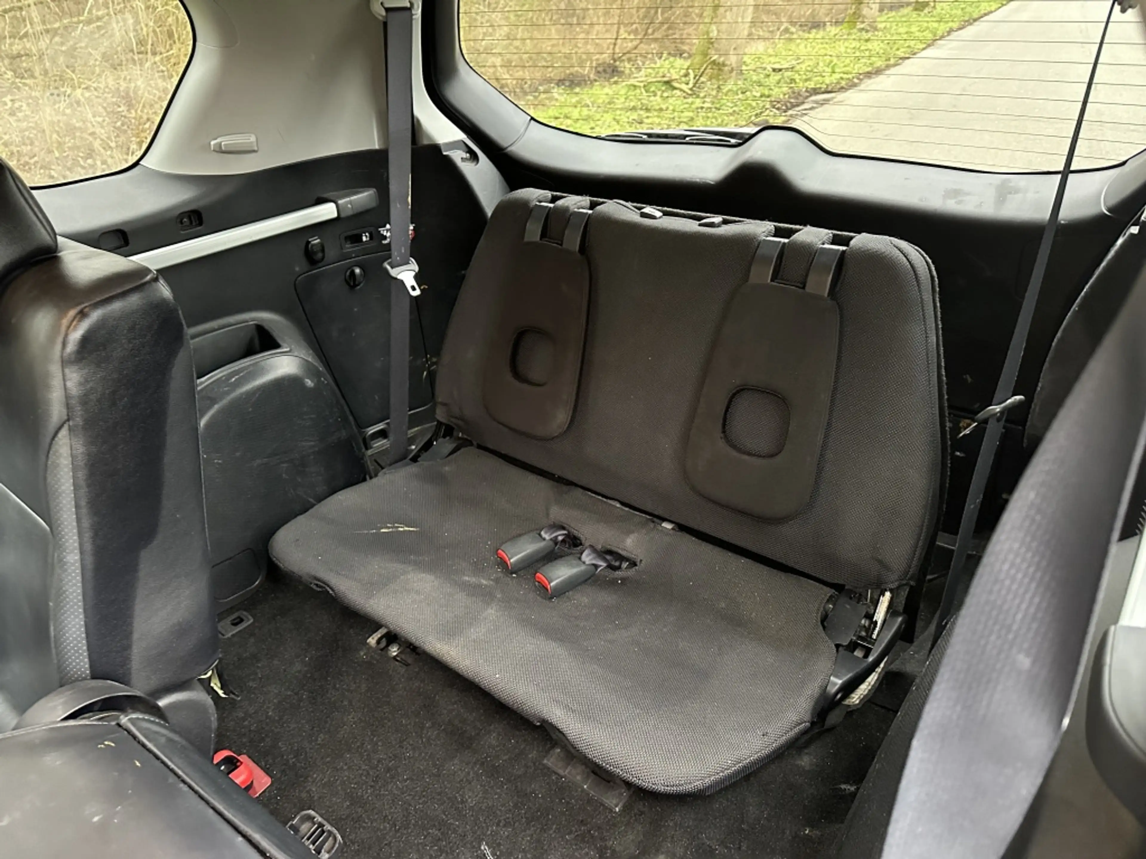 Peugeot 4007 2.2 HDiF Platinum | 7p | airco | — photo 7