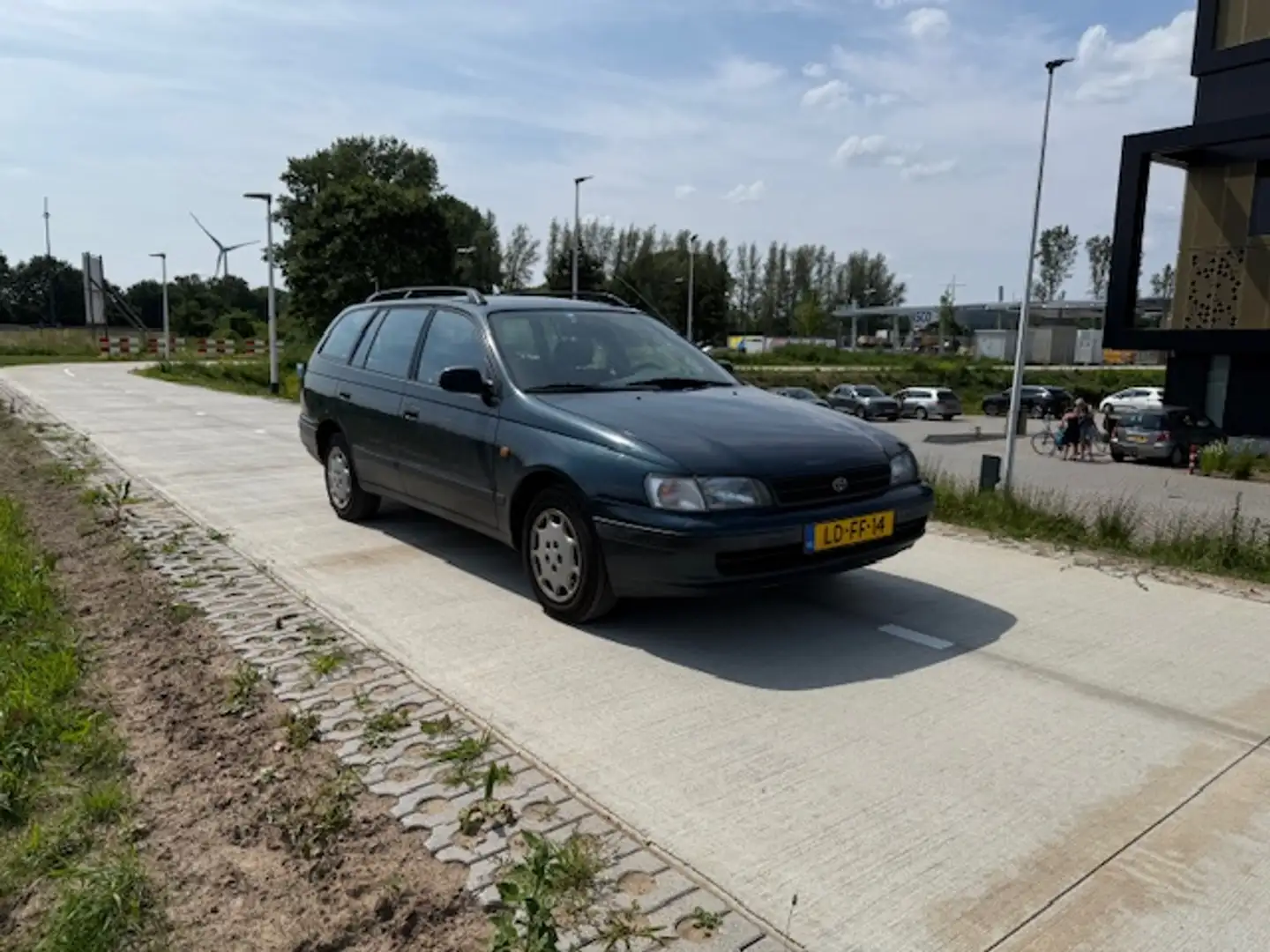 Toyota Carina E Wagon 1.6 XLi zo meeneemprijs Vert - 2