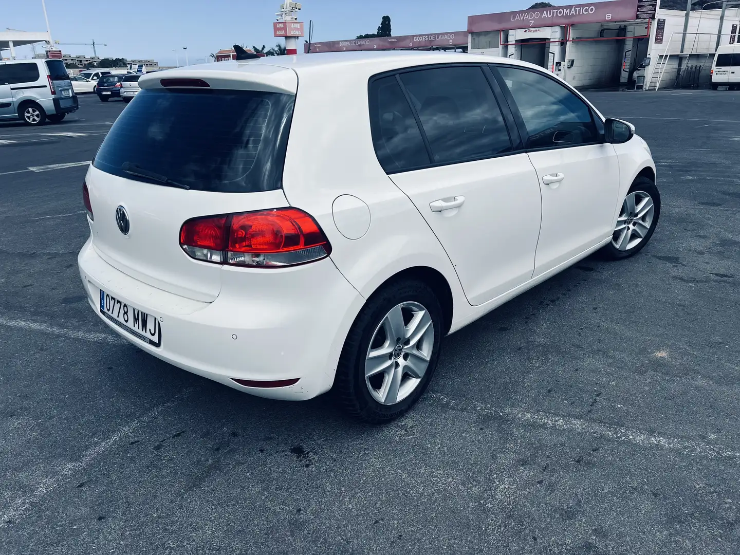 Volkswagen Golf 1.4 16S 80 Trendline - 2