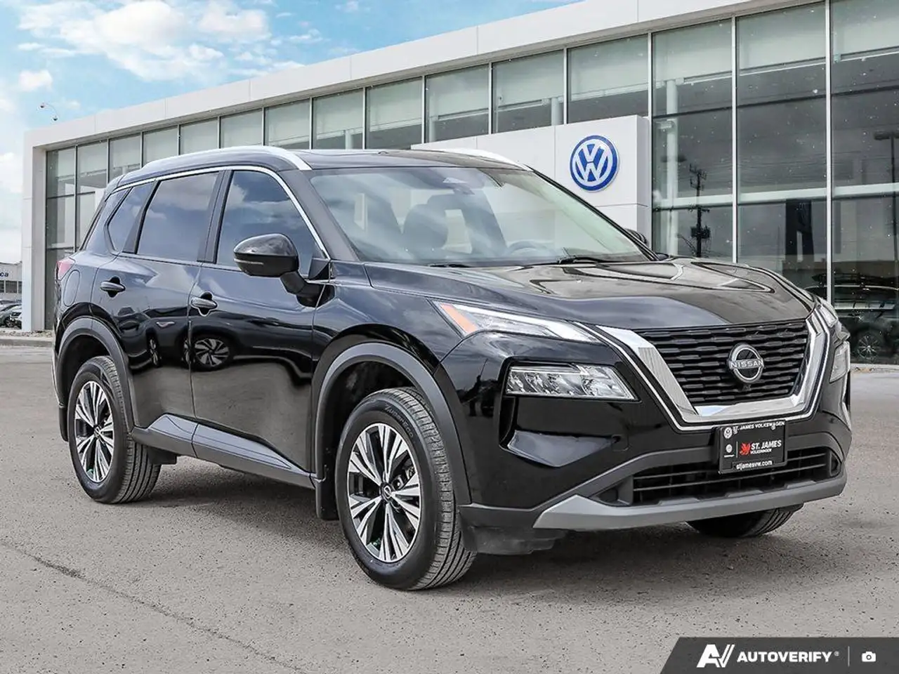 Nissan Rogue снимка Nissan Rogue