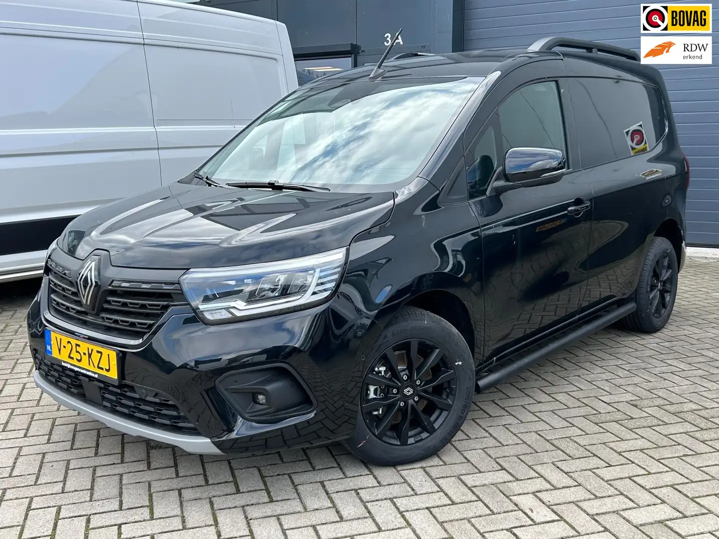 Renault Kangoo 1.5 Blue dCi 115PK Extra 125th. Anniversary Eindej Zwart - 1
