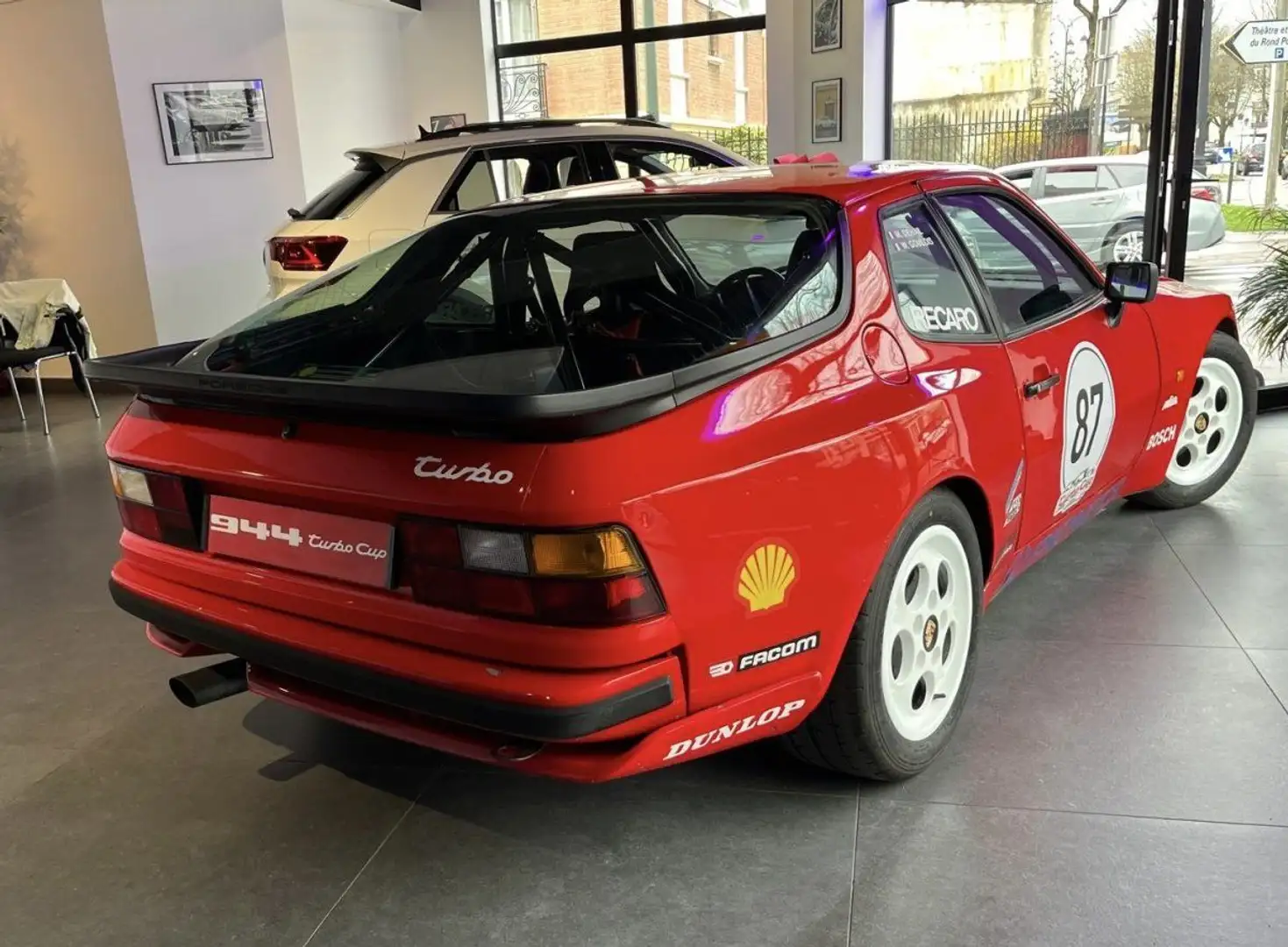 Porsche 944 véritable Turbo Cup non modifié 2éme main / kilomé Rouge - 2