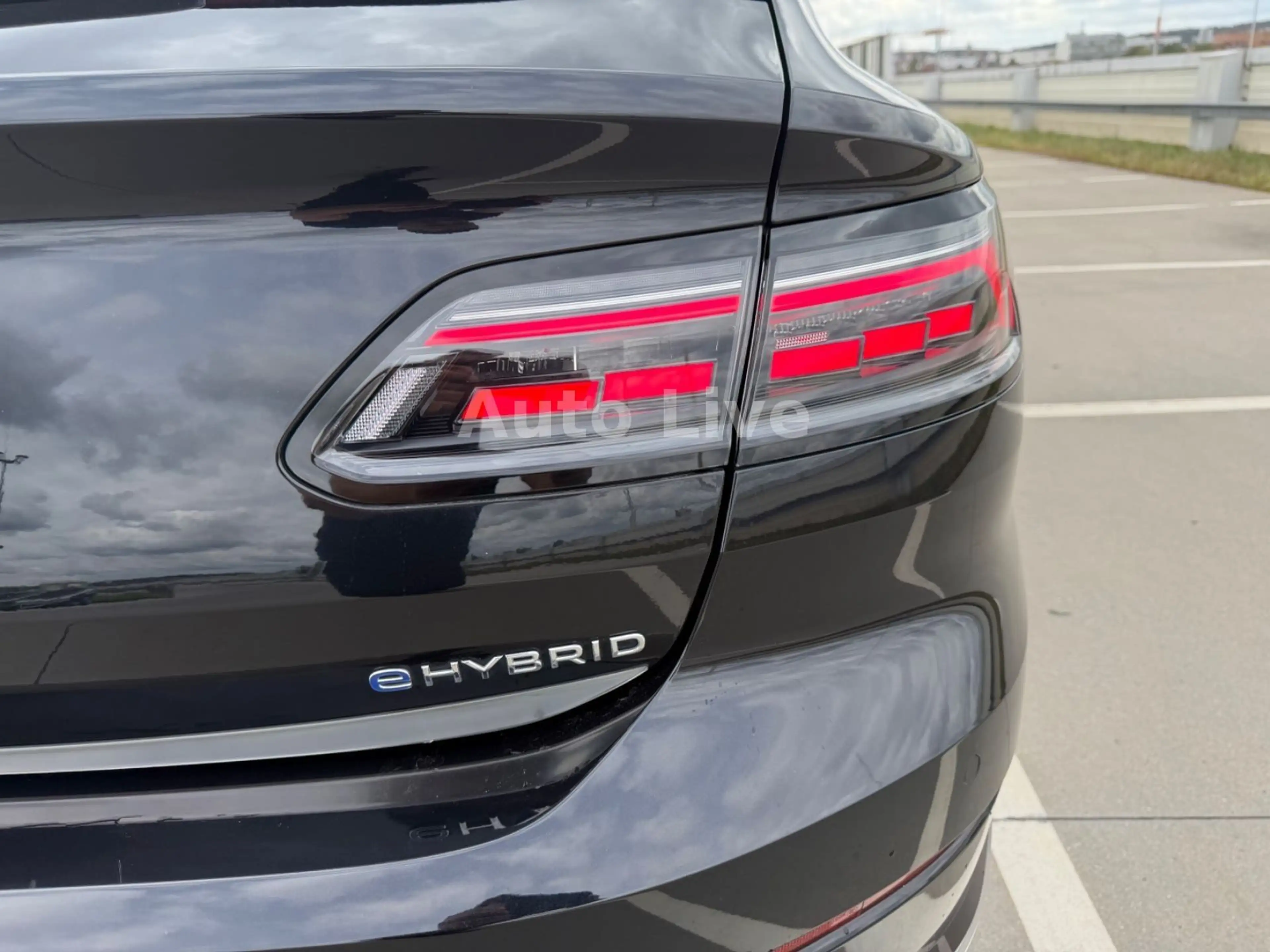 Volkswagen Arteon 1.4 eHybrid*SB*DSG*R LINE*VIRT*PAN*IQ*VOL — photo 7
