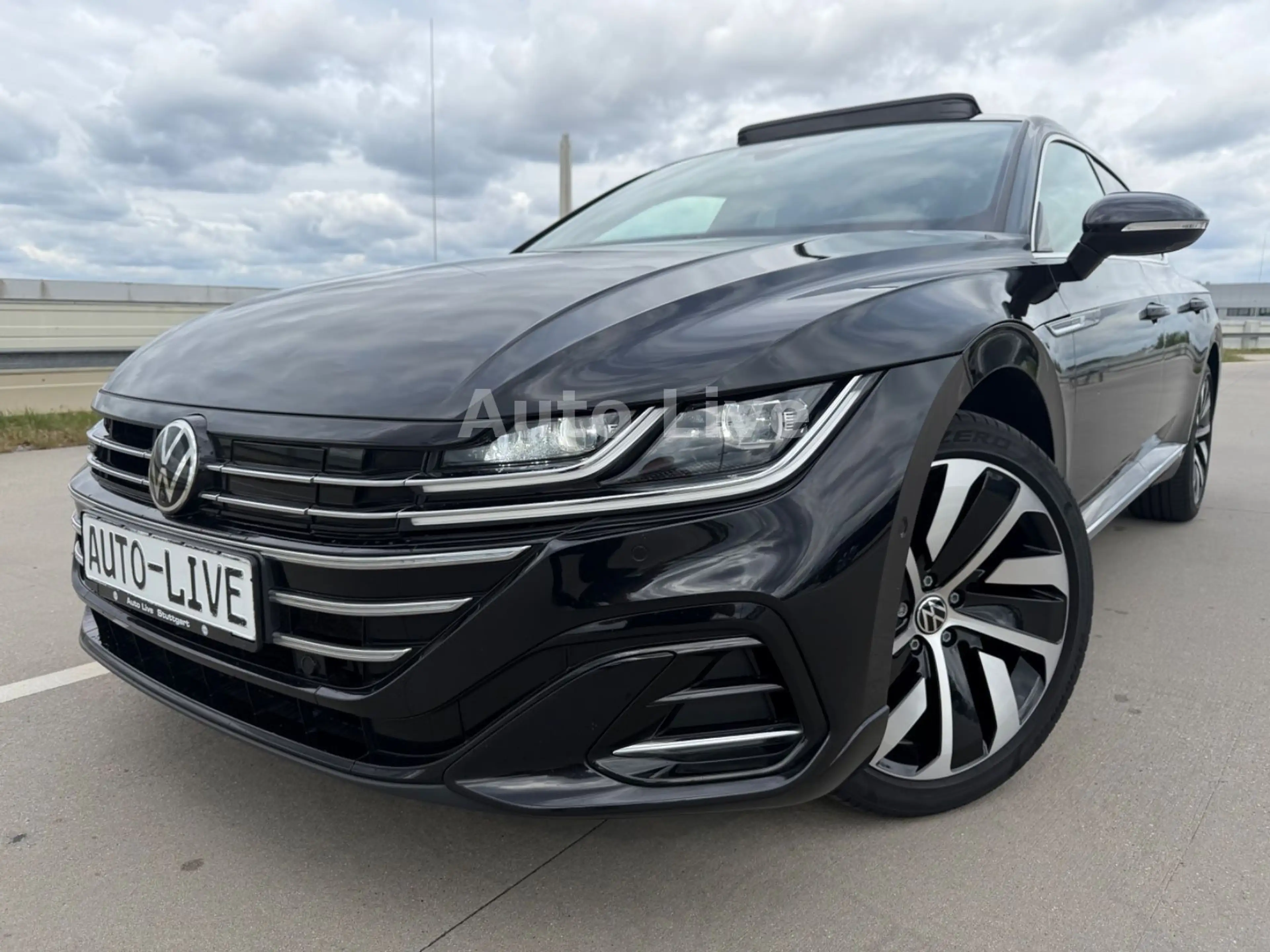Volkswagen Arteon 1.4 eHybrid*SB*DSG*R LINE*VIRT*PAN*IQ*VOL