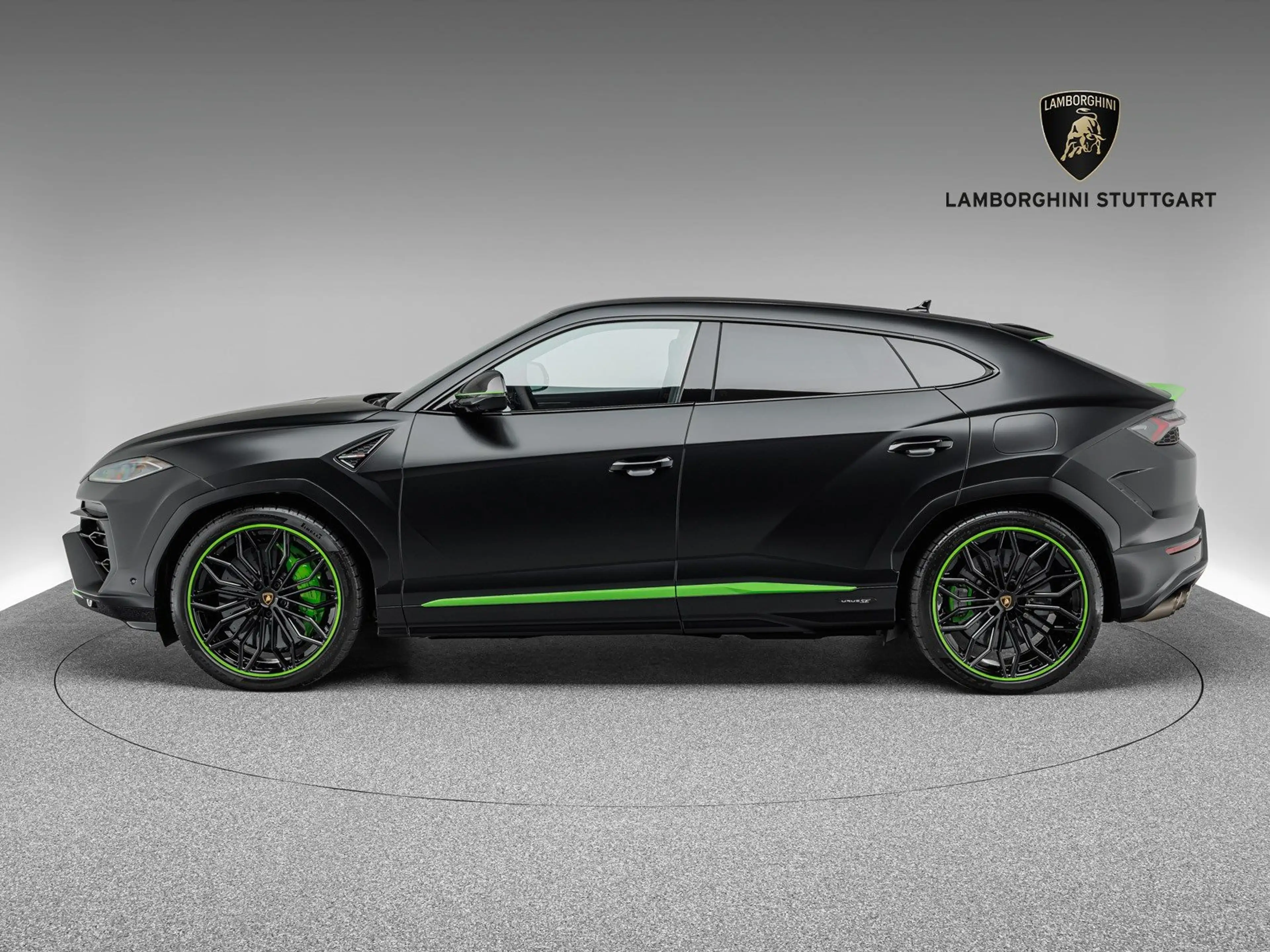 Lamborghini Urus SE — photo 4