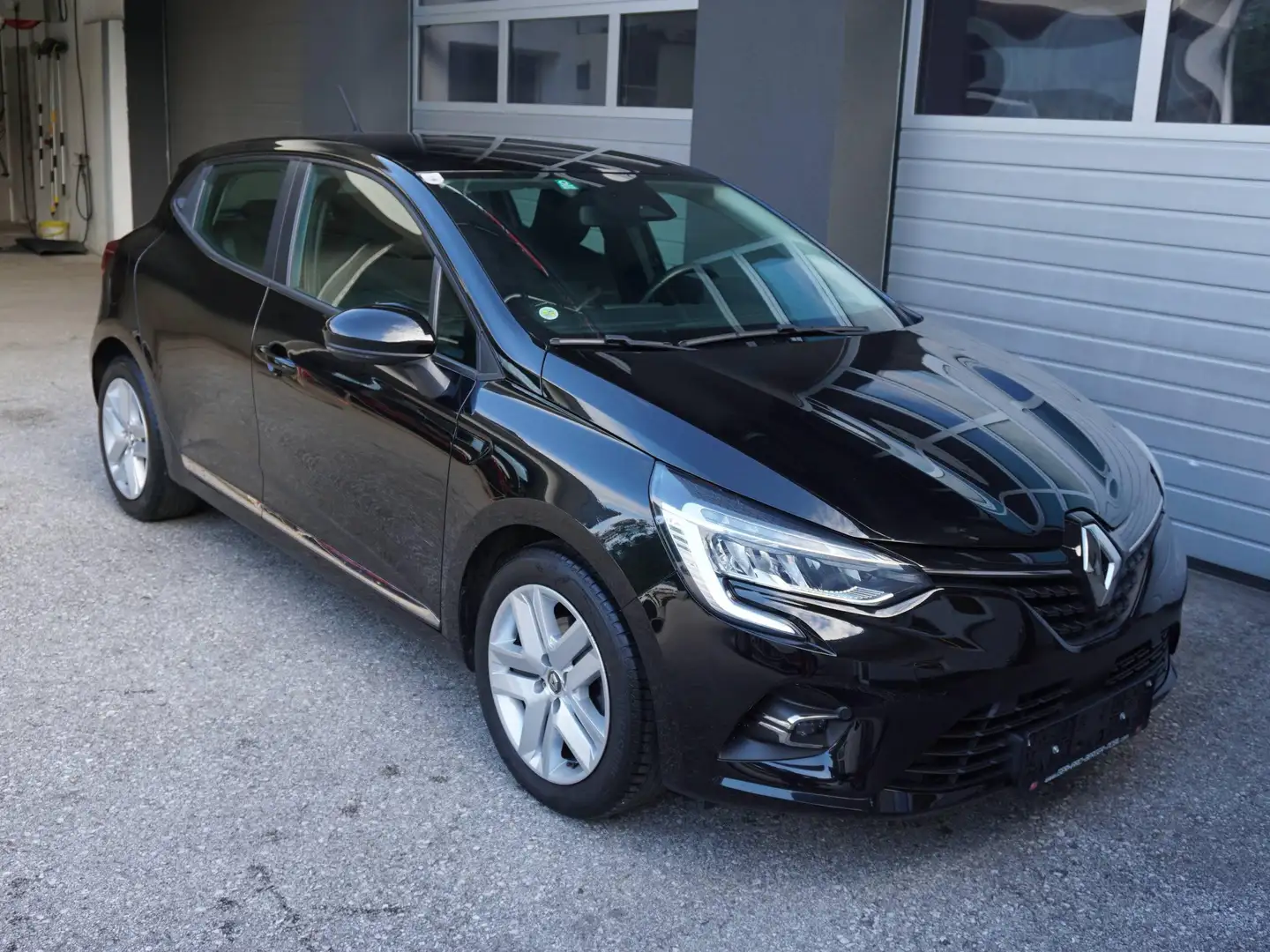 Renault Clio Experience Schwarz - 1