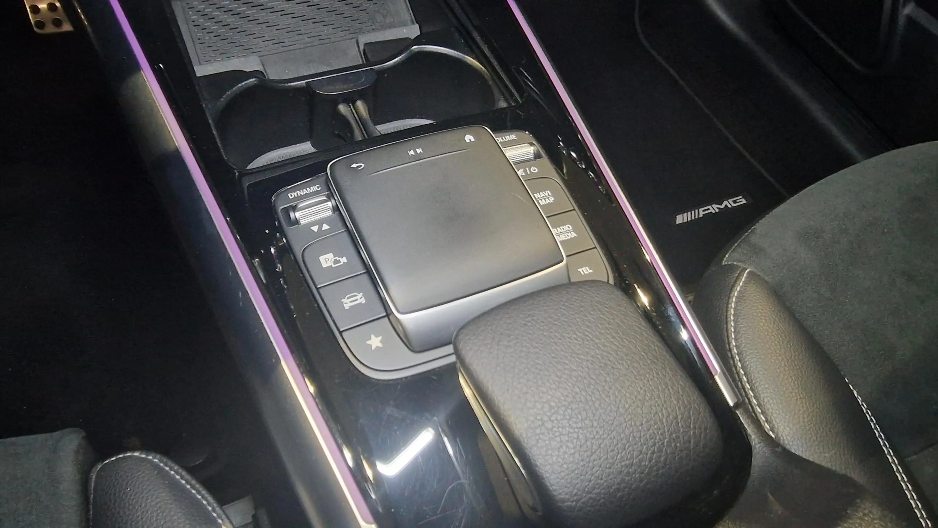 Mercedes-Benz B 250 e AMG Line Navigatie | Electrische stoelen met geh — photo 25