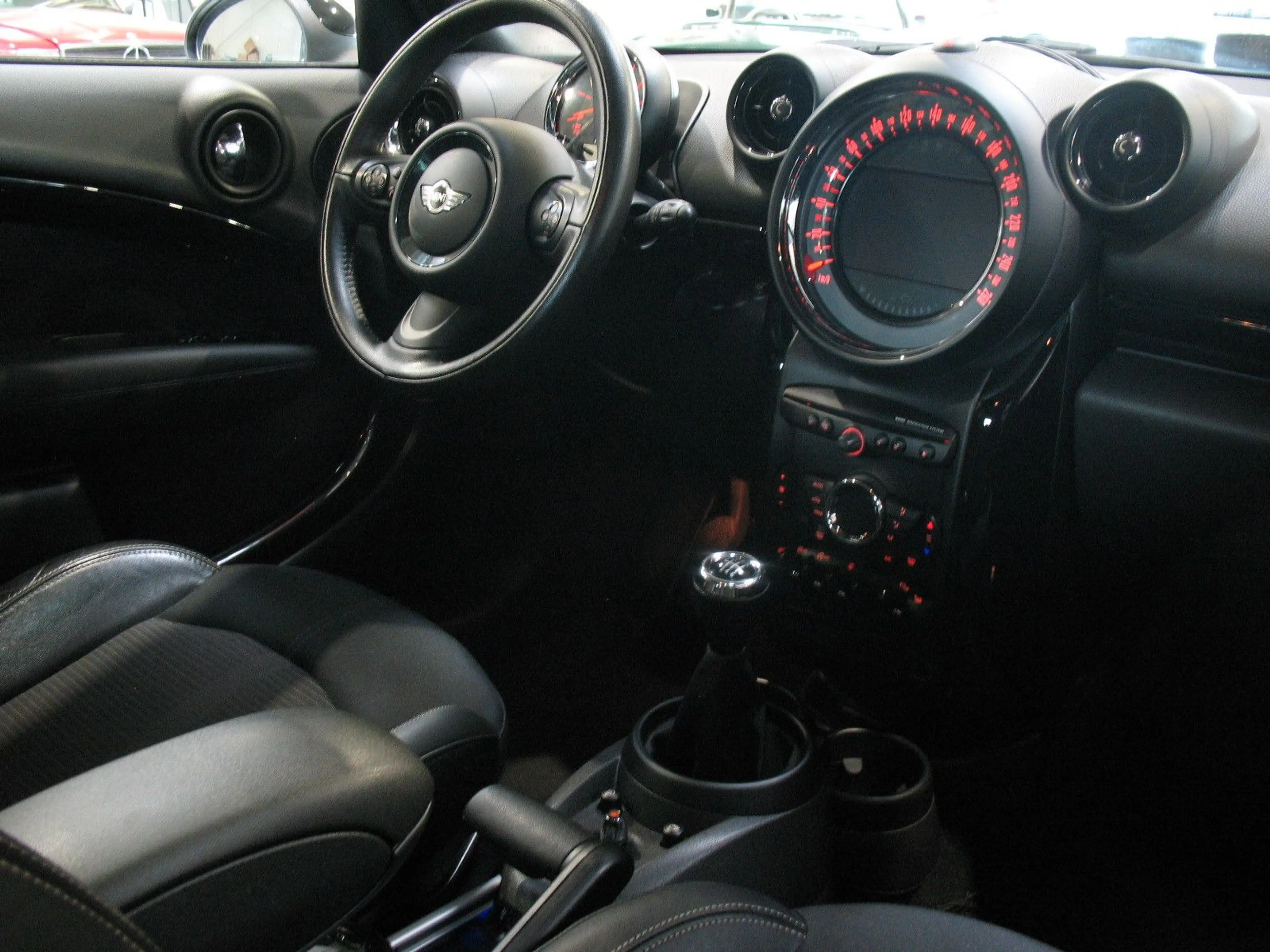 MINI Cooper D Countryman *XENON*NAVI*SHD* — photo 8
