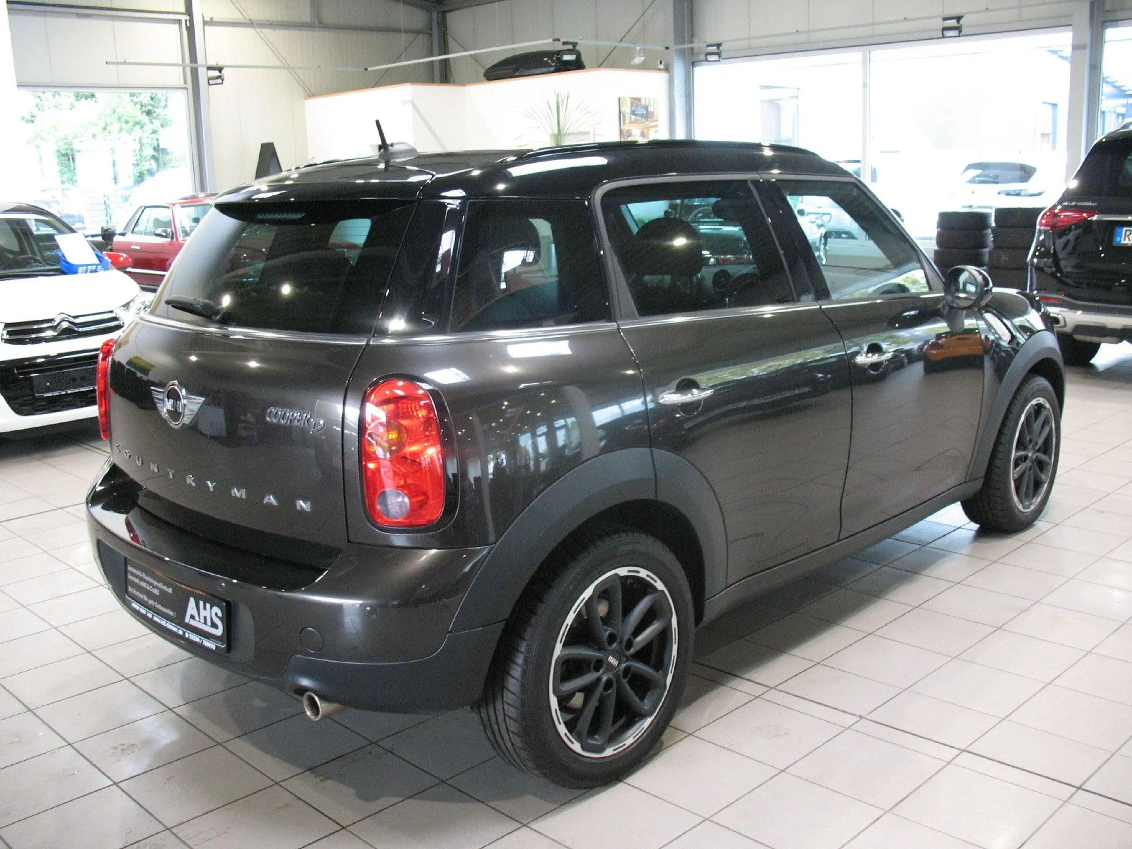 MINI Cooper D Countryman *XENON*NAVI*SHD* — photo 3
