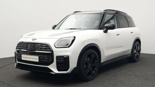 MINI Countryman SE All4 John Cooper Works Trim