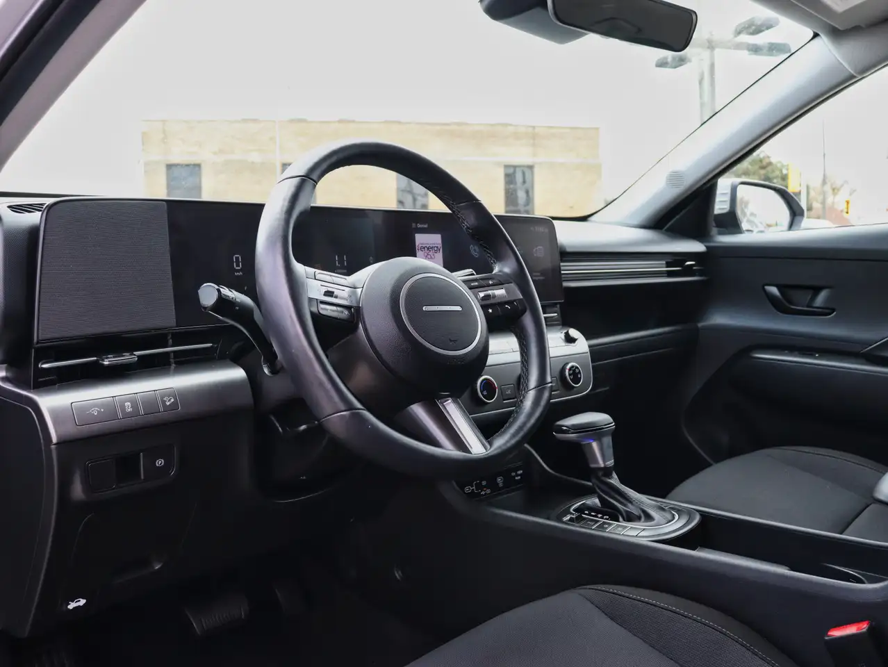 Hyundai KONA снимка Hyundai KONA