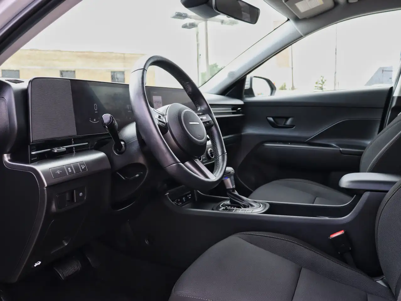 Hyundai KONA снимка Hyundai KONA
