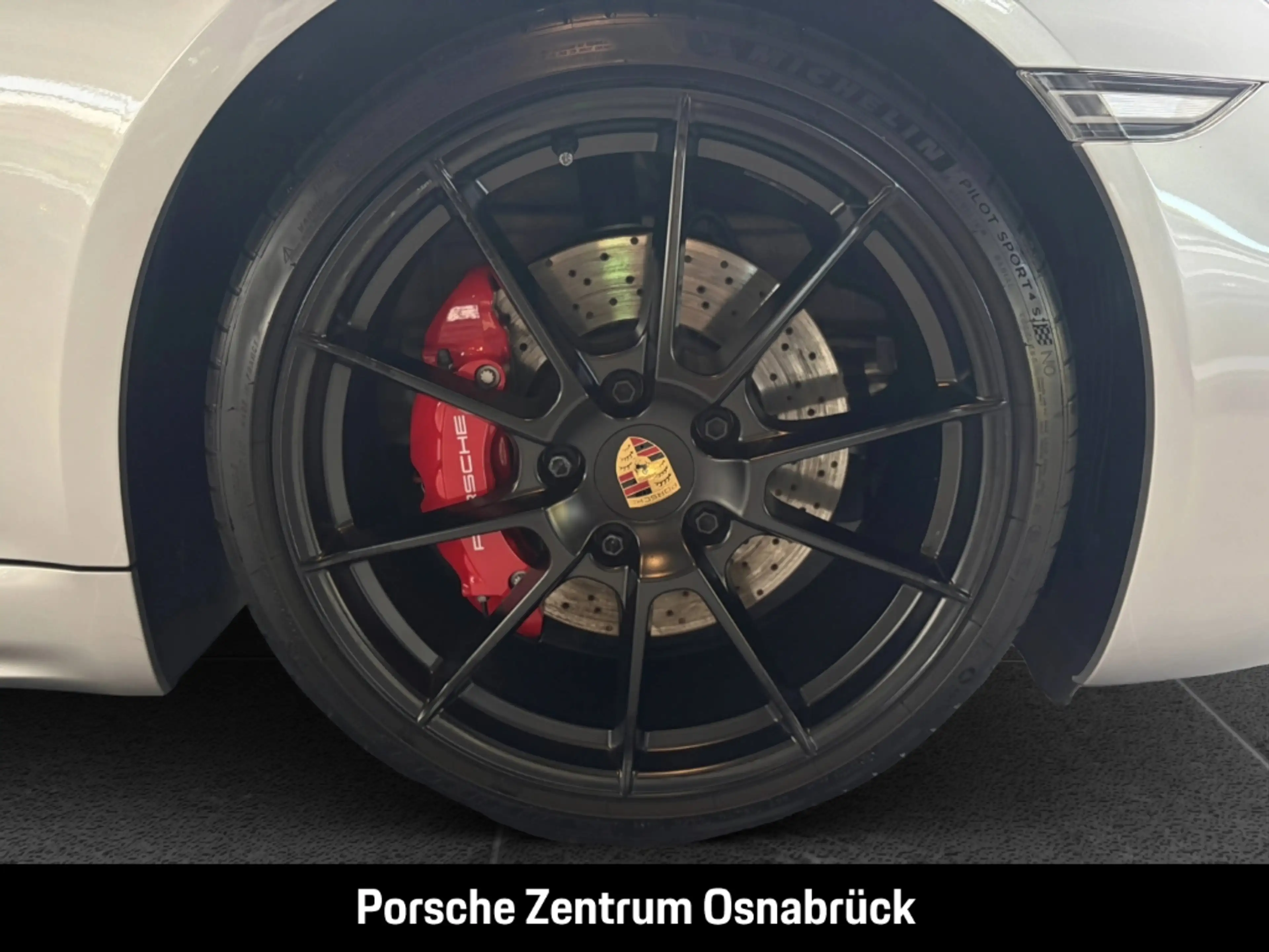 Porsche Boxster 718 GTS 4.0 — photo 11