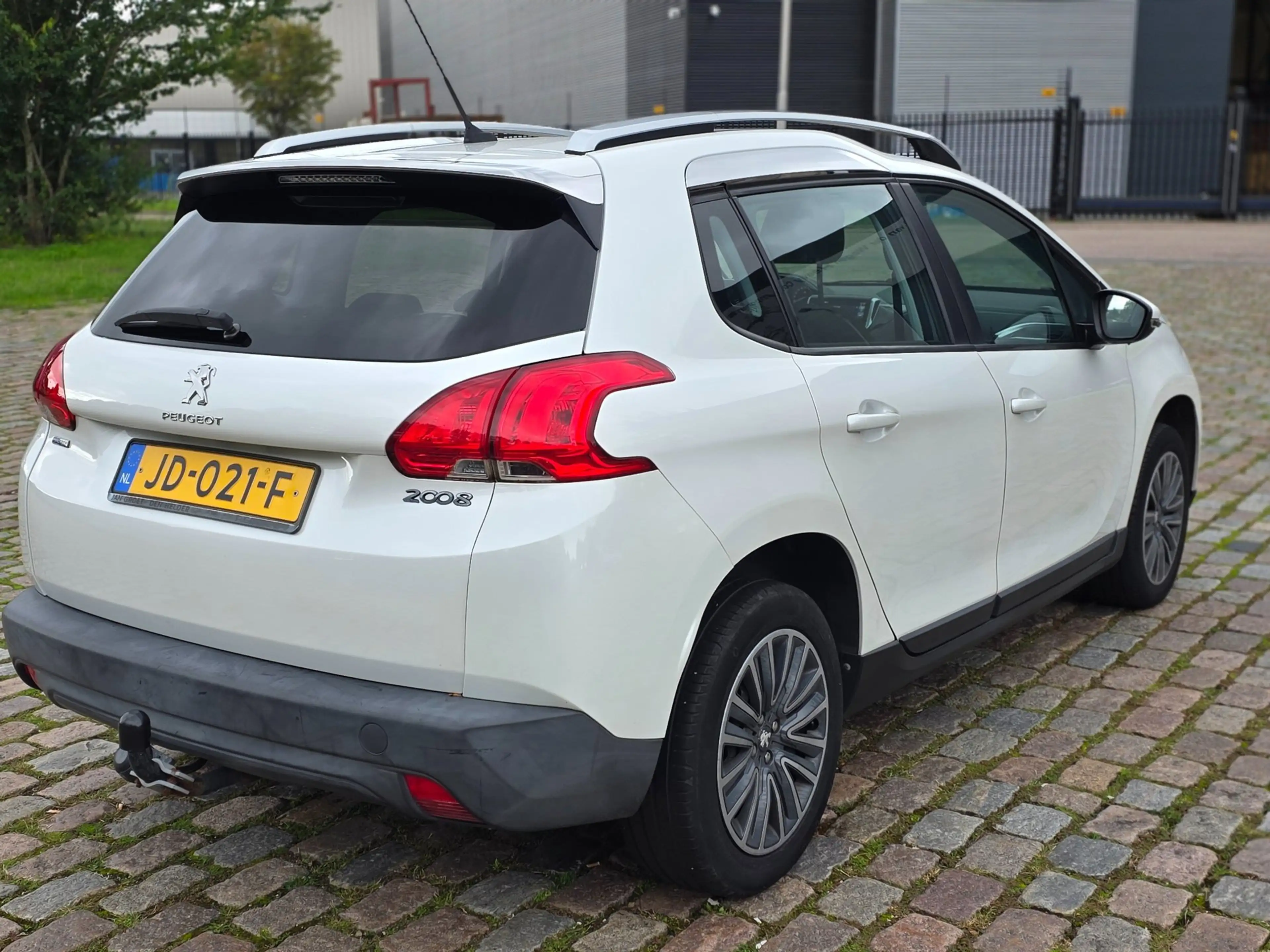 Peugeot 2008 1.2 PureTech Active Automaat panorama dak navigati — photo 3