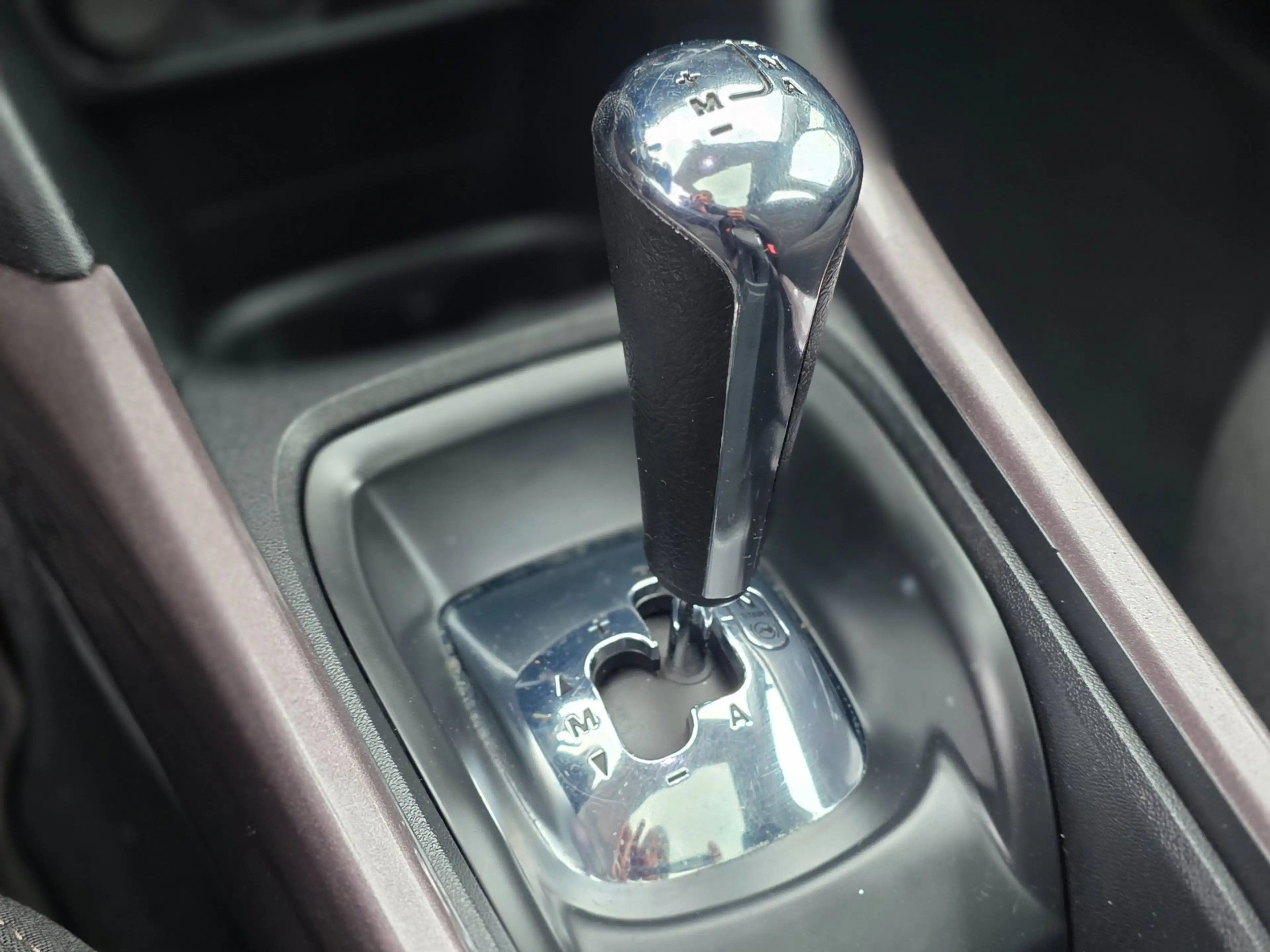 Peugeot 2008 1.2 PureTech Active Automaat panorama dak navigati — photo 9
