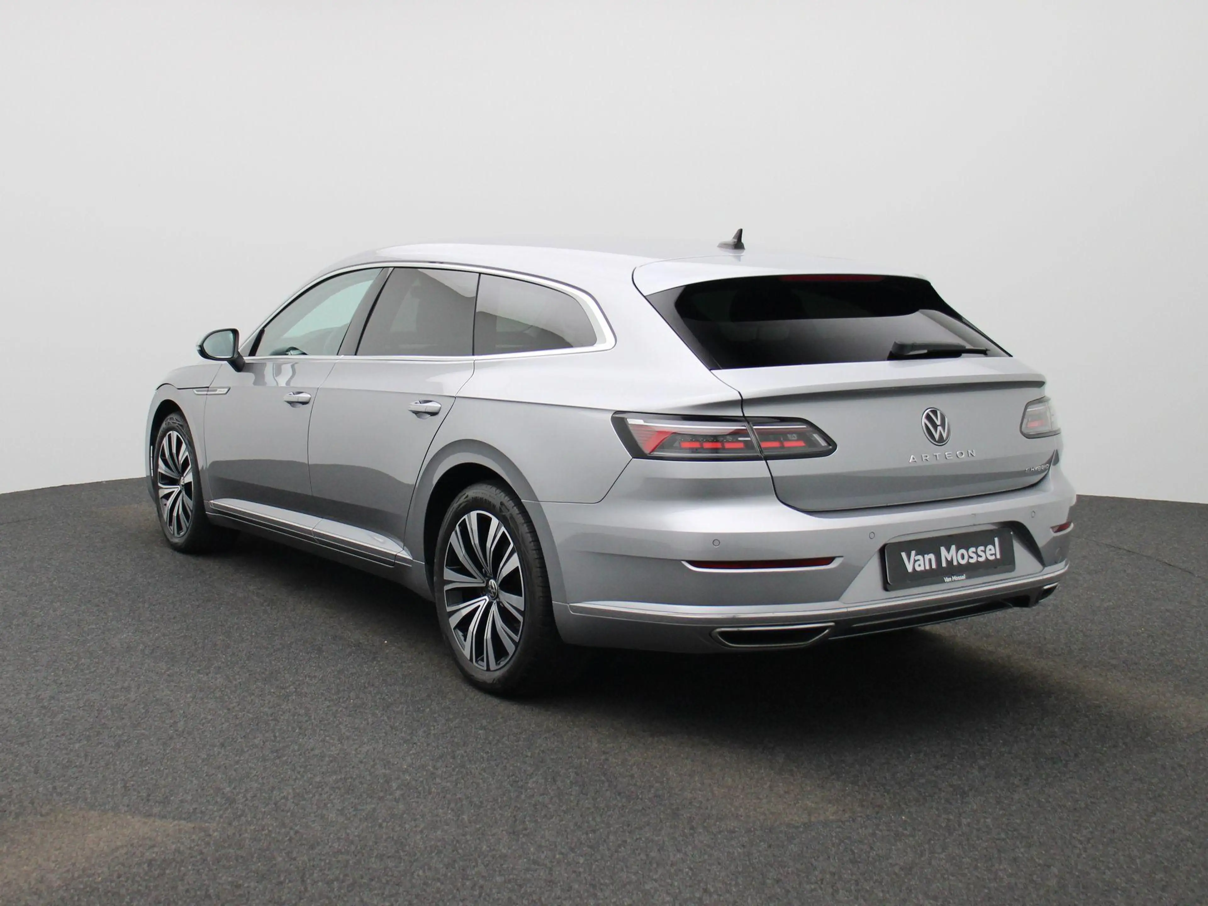 Volkswagen Arteon Shooting Brake 1.4 eHybrid Elegance Shooting Brake — photo 2