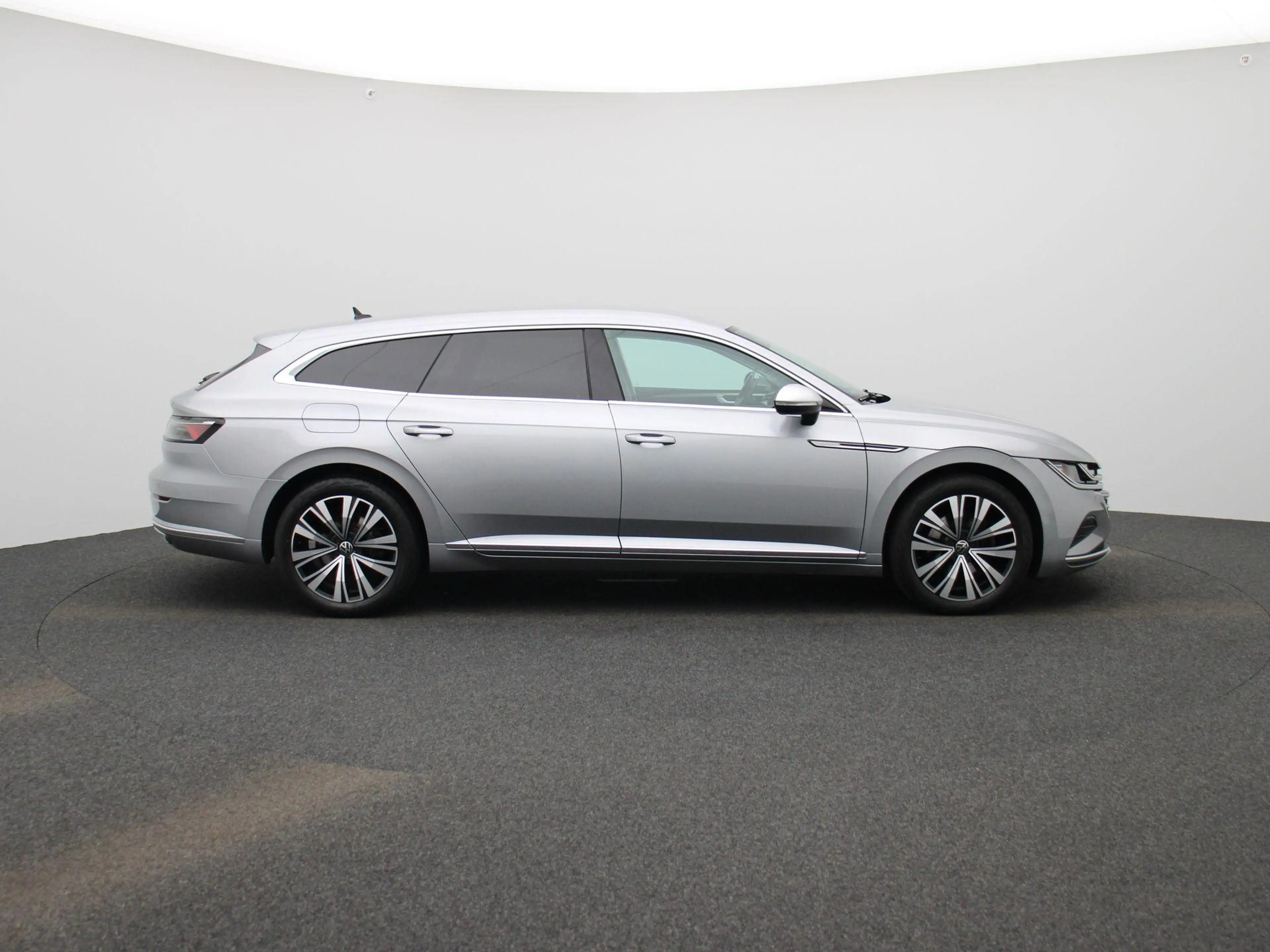 Volkswagen Arteon Shooting Brake 1.4 eHybrid Elegance Shooting Brake — photo 6